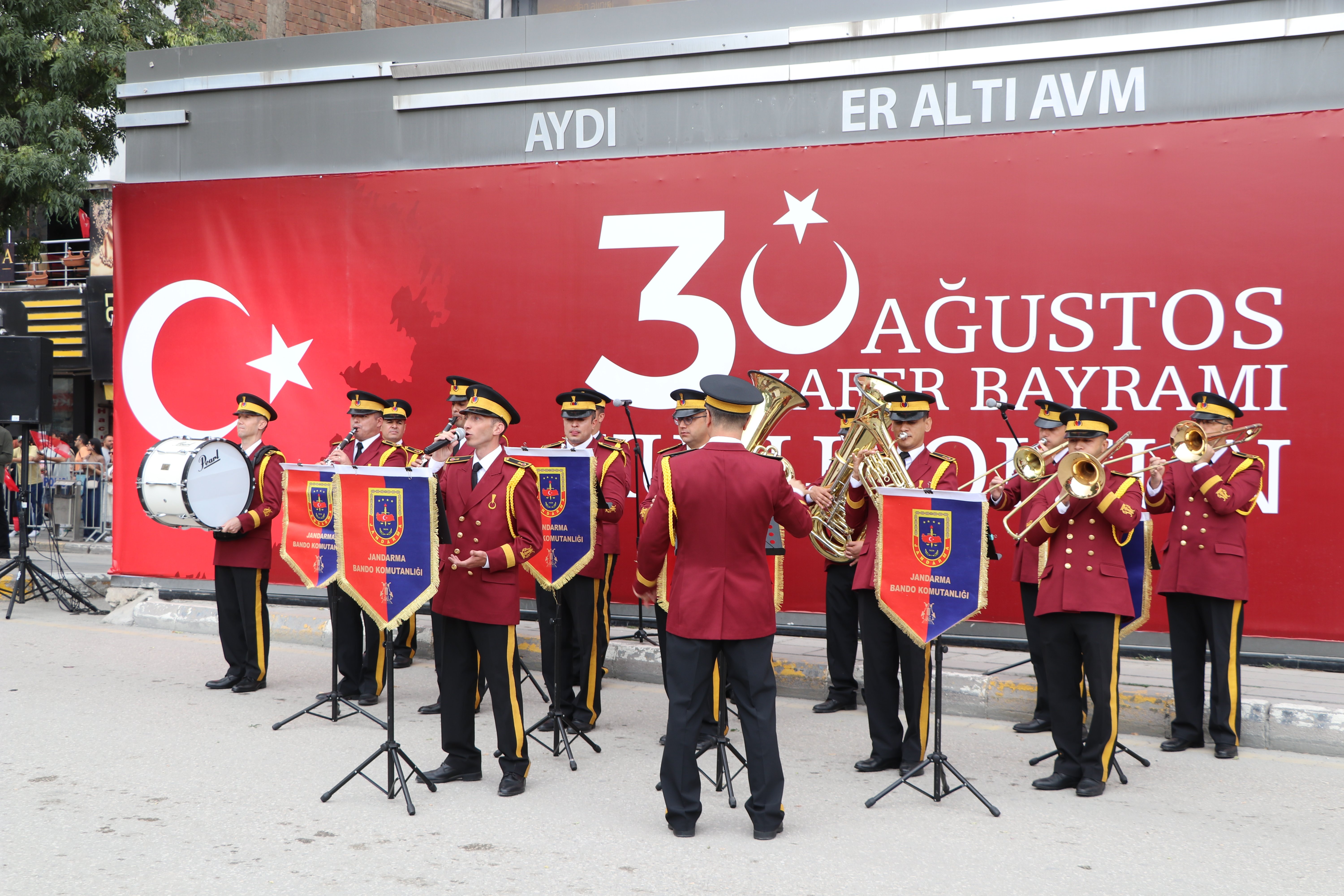 Van 30 Ağustos Zafer Bayramı kutlamaları