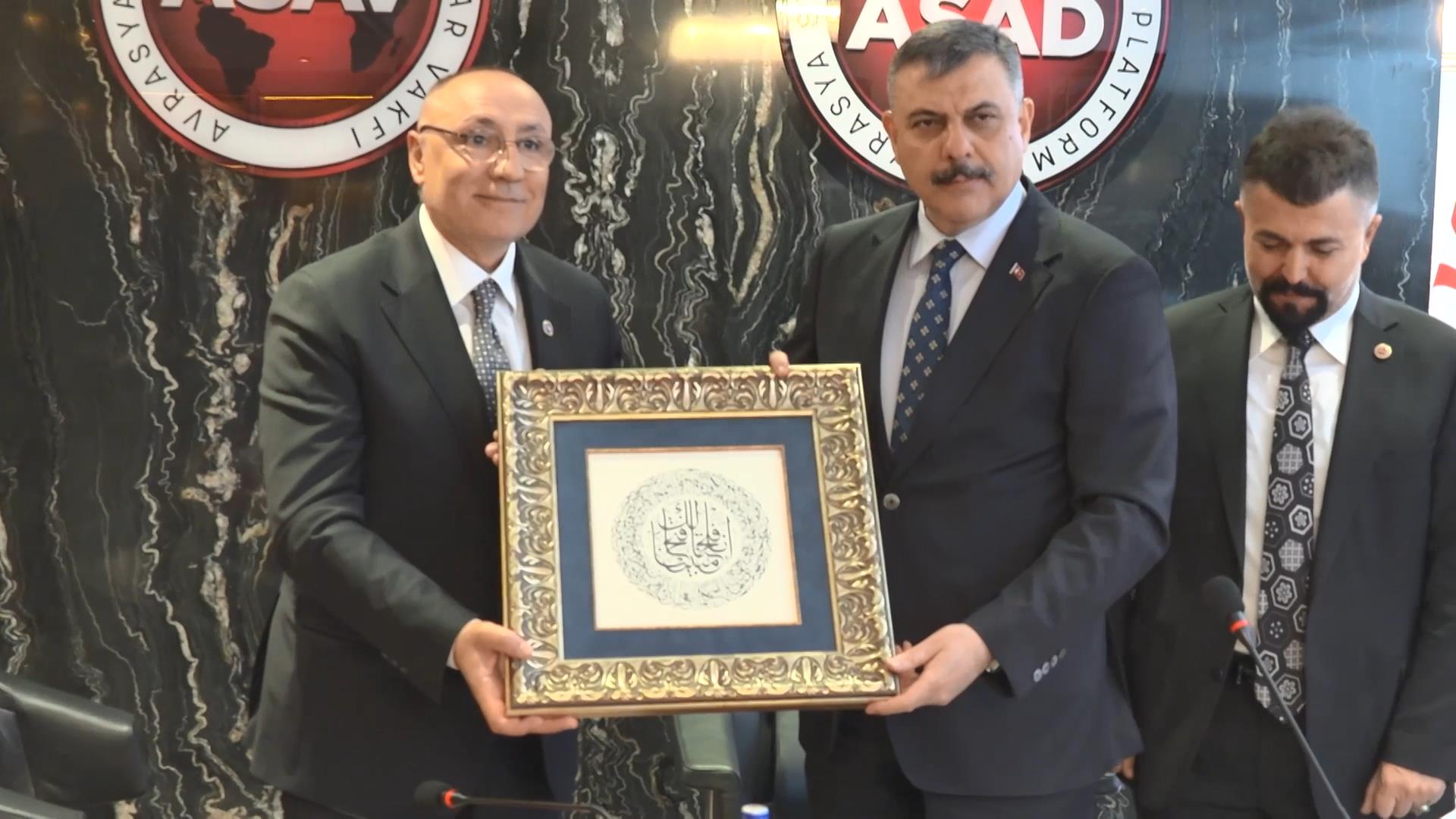 Bakan Mustafa Çiftçi