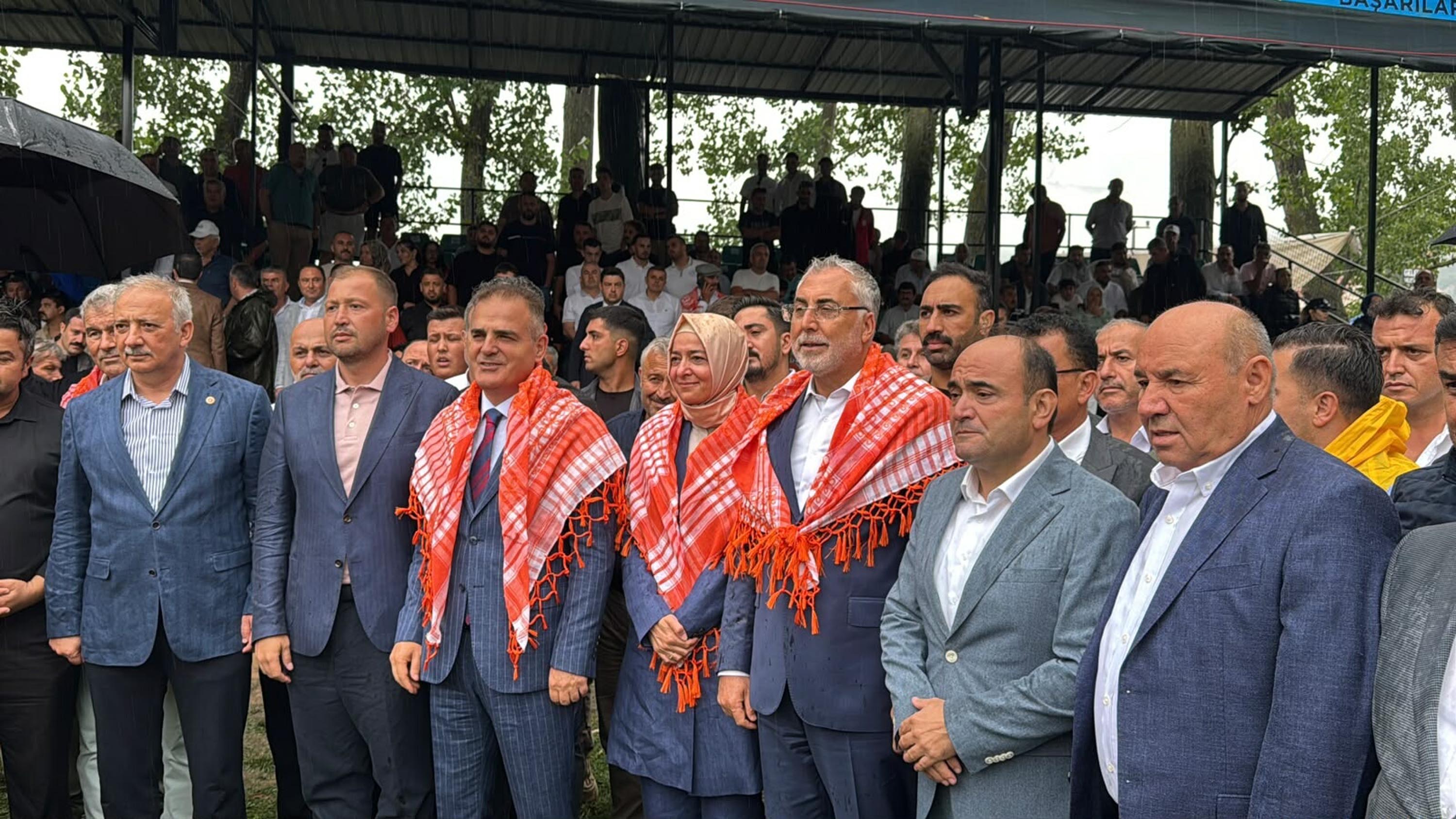 Yağlı güreş müsabakası Seki Er Meydanı