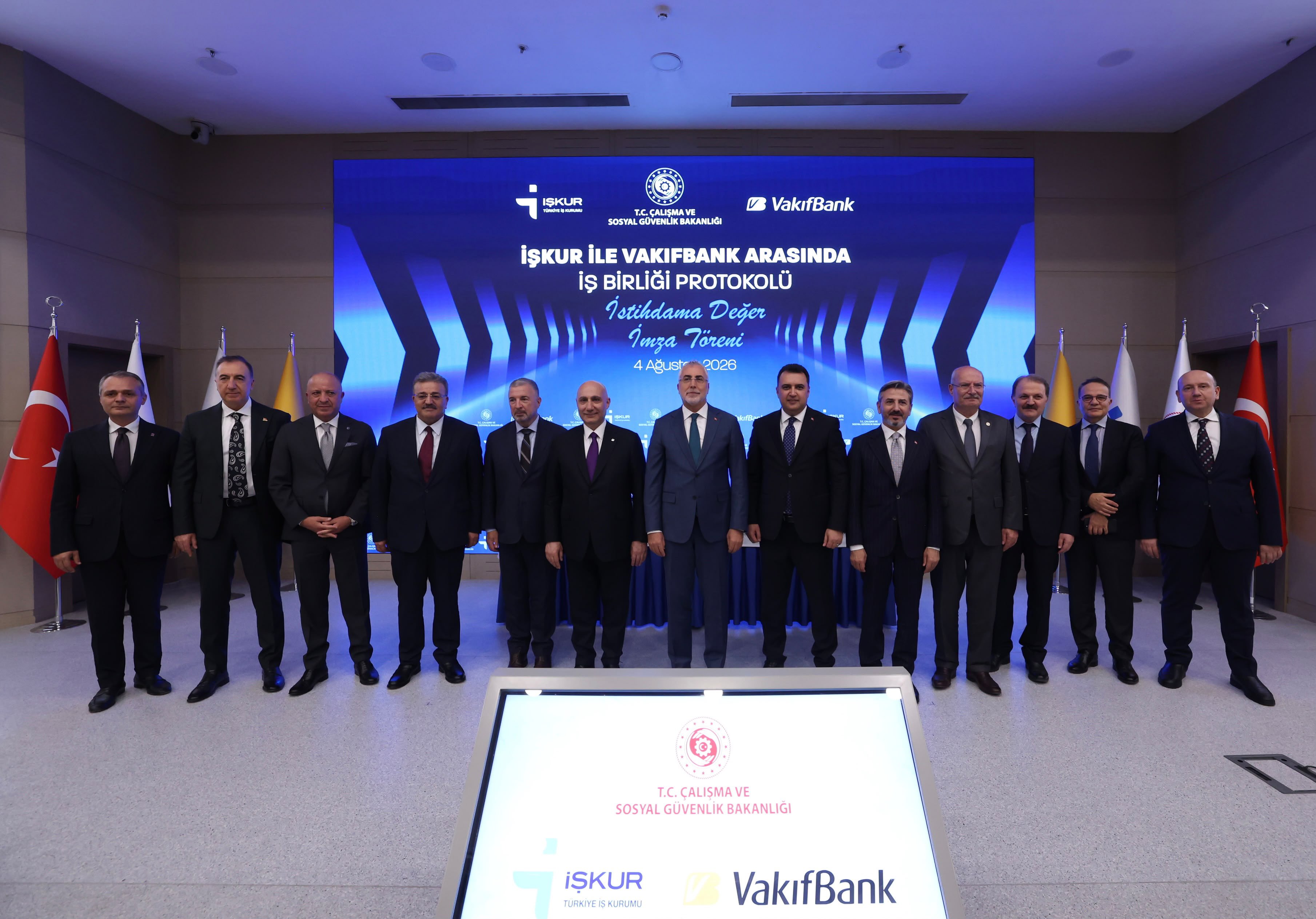 Bakan Işıkhan, istihdam verilerini değerlendirdi