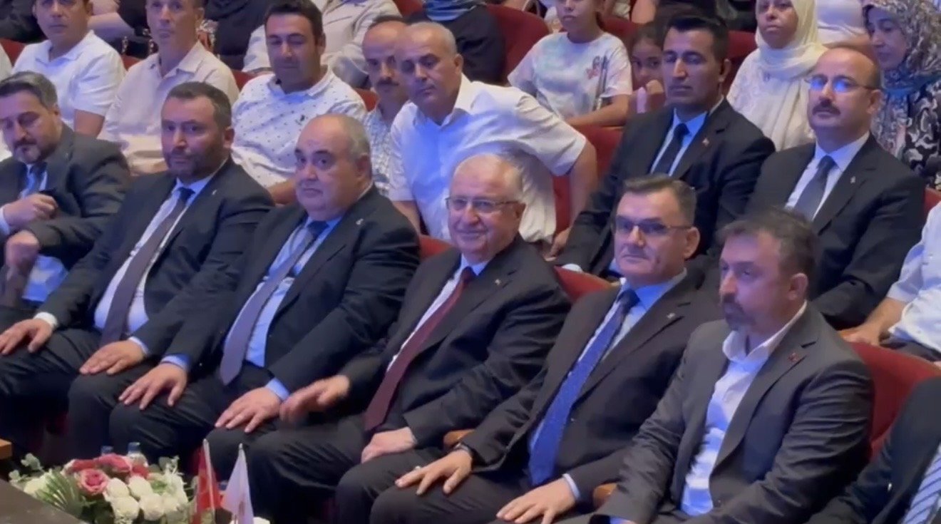 Bakan Güler, Terörsüz Türkiye sürecine ilişkin değerlendirmelerde bulundu