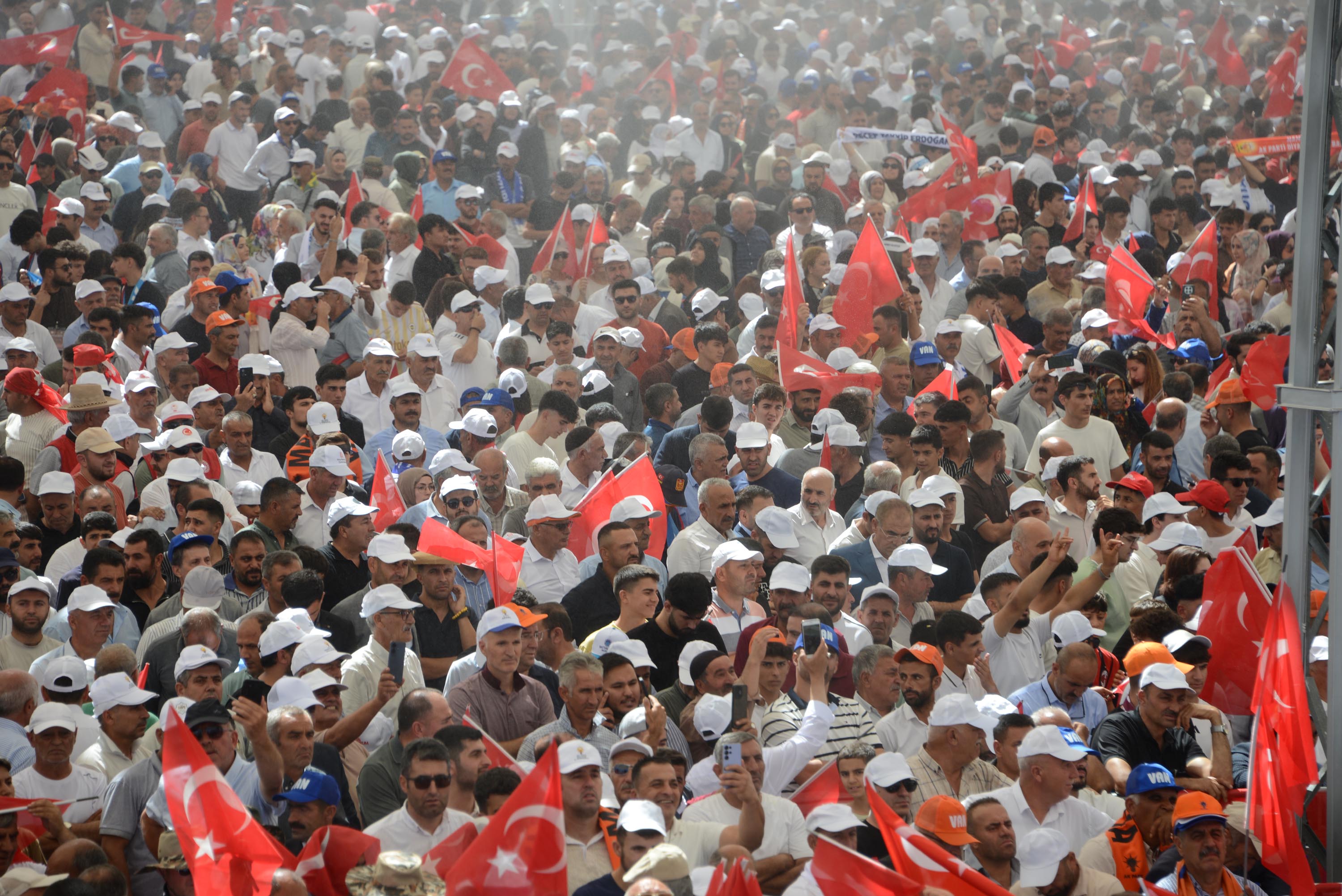 Cumhurbaşkanı Erdoğan basın toplantısında