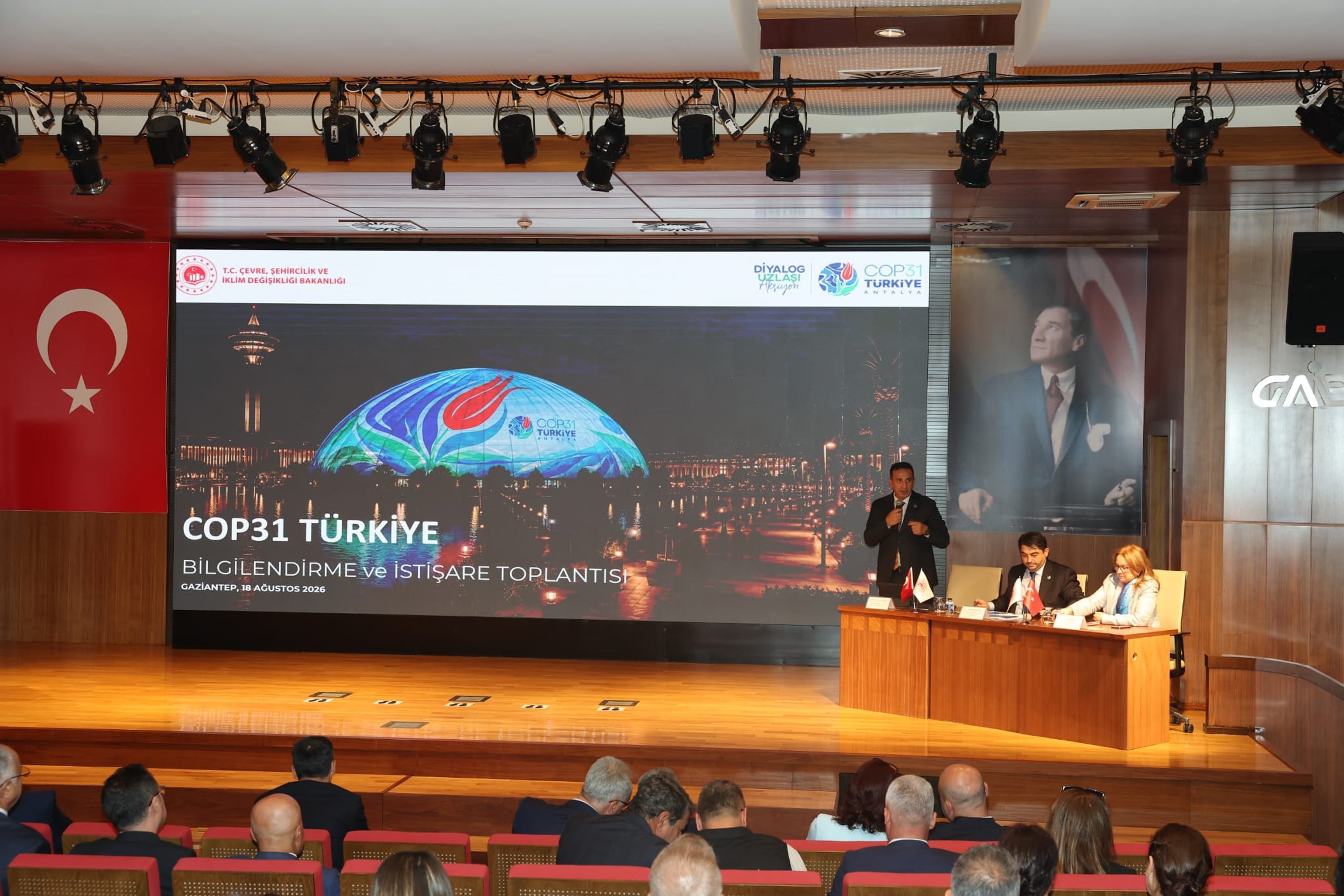 COP31 operasyon yönetimi koordinatörü Halil Erdoğan sunum