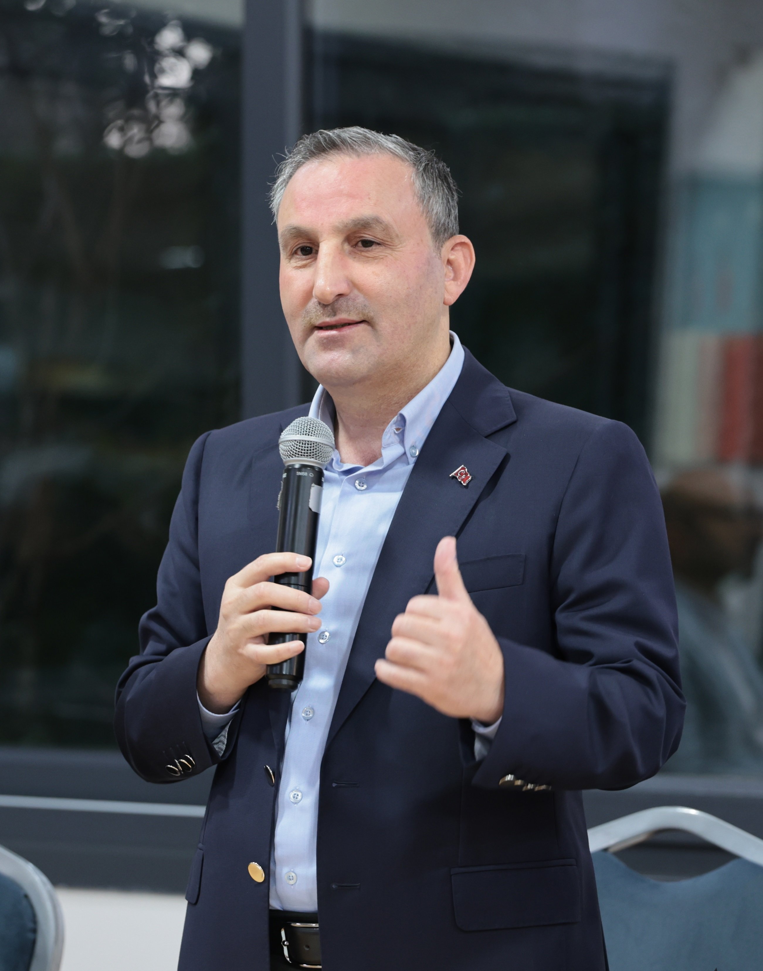 Sultanbeyli gençlere eğitim desteği