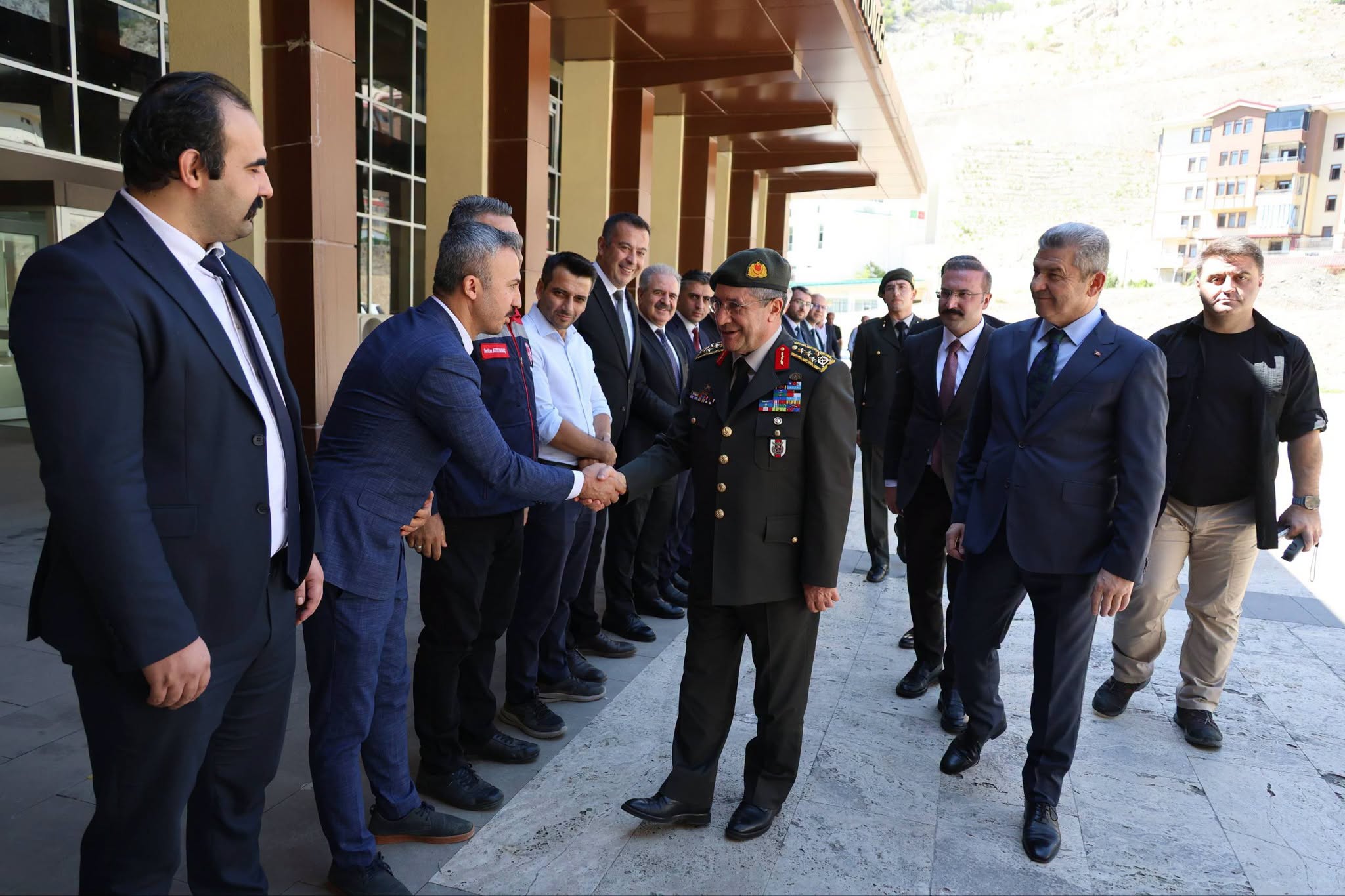 Genelkurmay Başkanı Orgeneral Bayraktaroğlu Artvin Yusufeli ziyareti