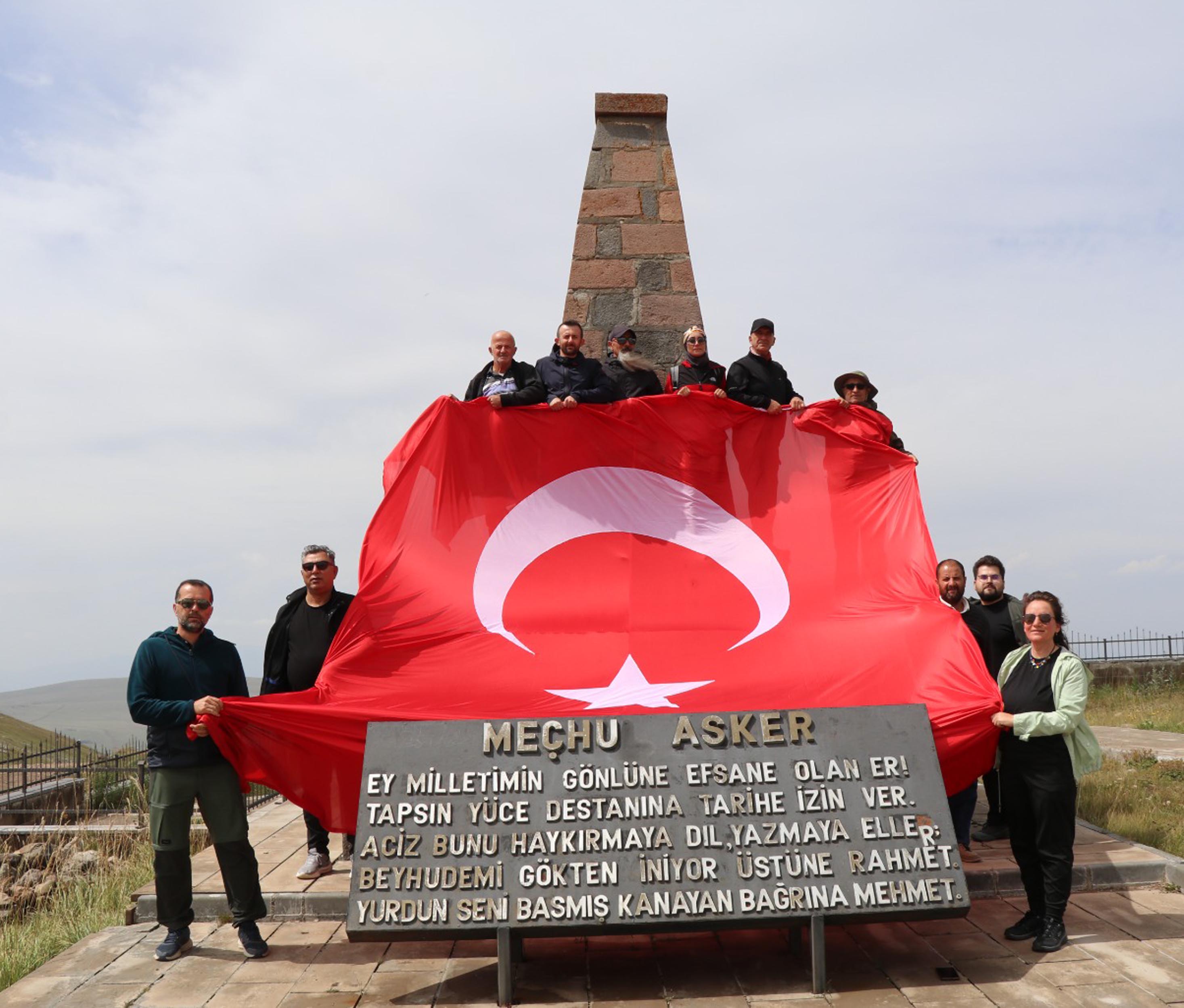Oltu Yürüyüş Grubu Allahuekber Dağları