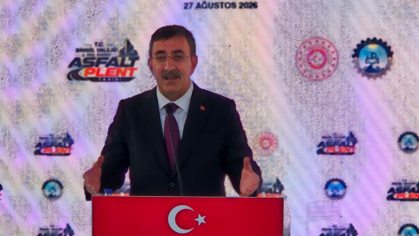 Cumhurbaşkanı Yardımcısı Cevdet Yılmaz Bingöl asfalt plent tesisi açılışı