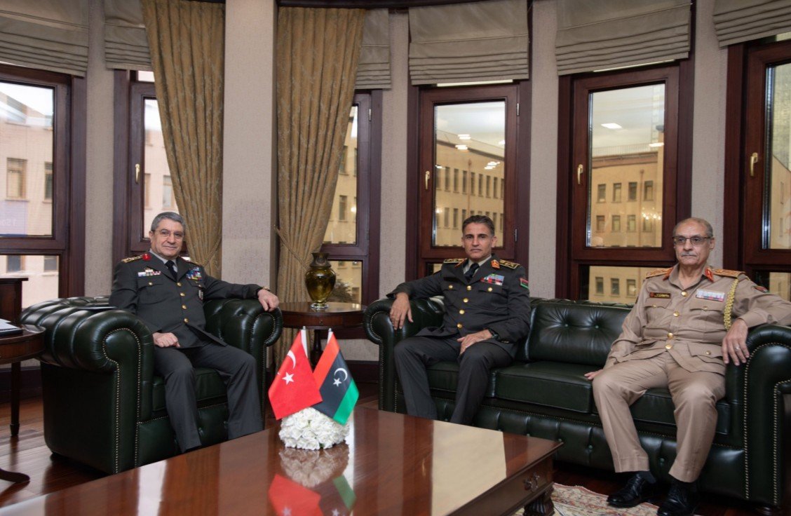 Genelkurmay Başkanı Bayraktaroğlu ve Libya Genelkurmay Başkanı Al-Namroush görüşmesi