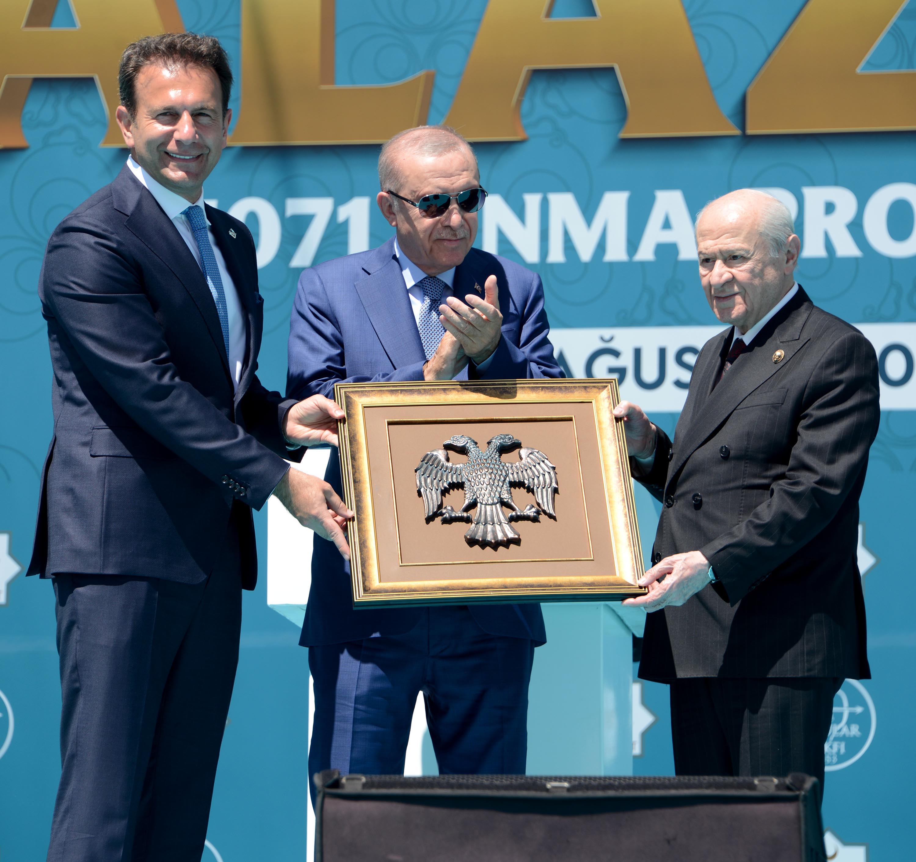 Cumhurbaşkanı Erdoğan Malazgirt programında konuşuyor