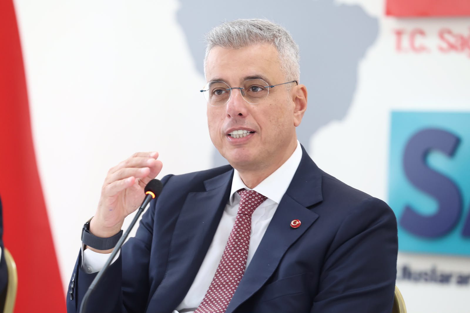Sağlık Bakanı Memişoğlu
