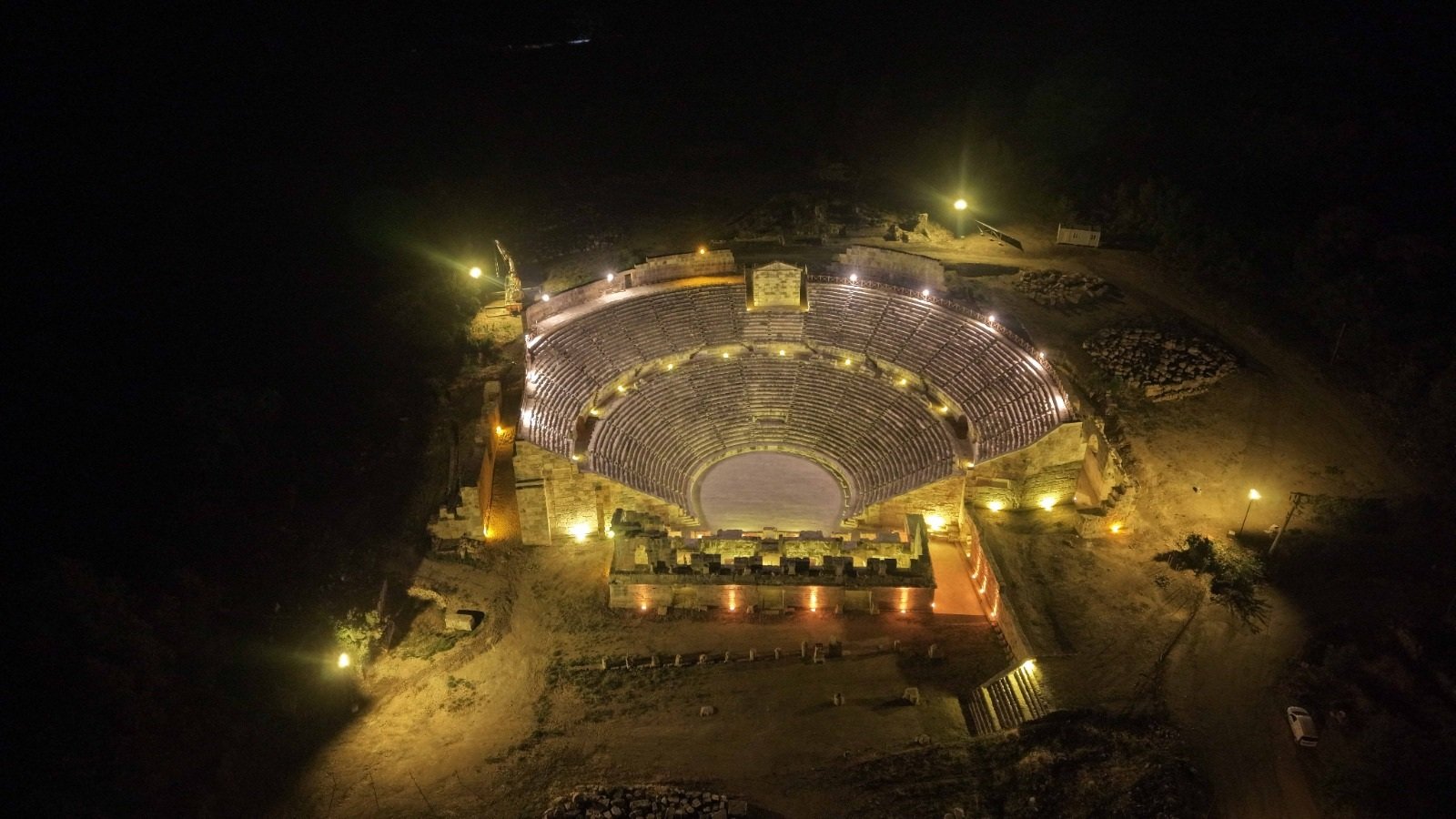 Tlos Antik Kenti Tiyatrosu restorasyon çalışmaları