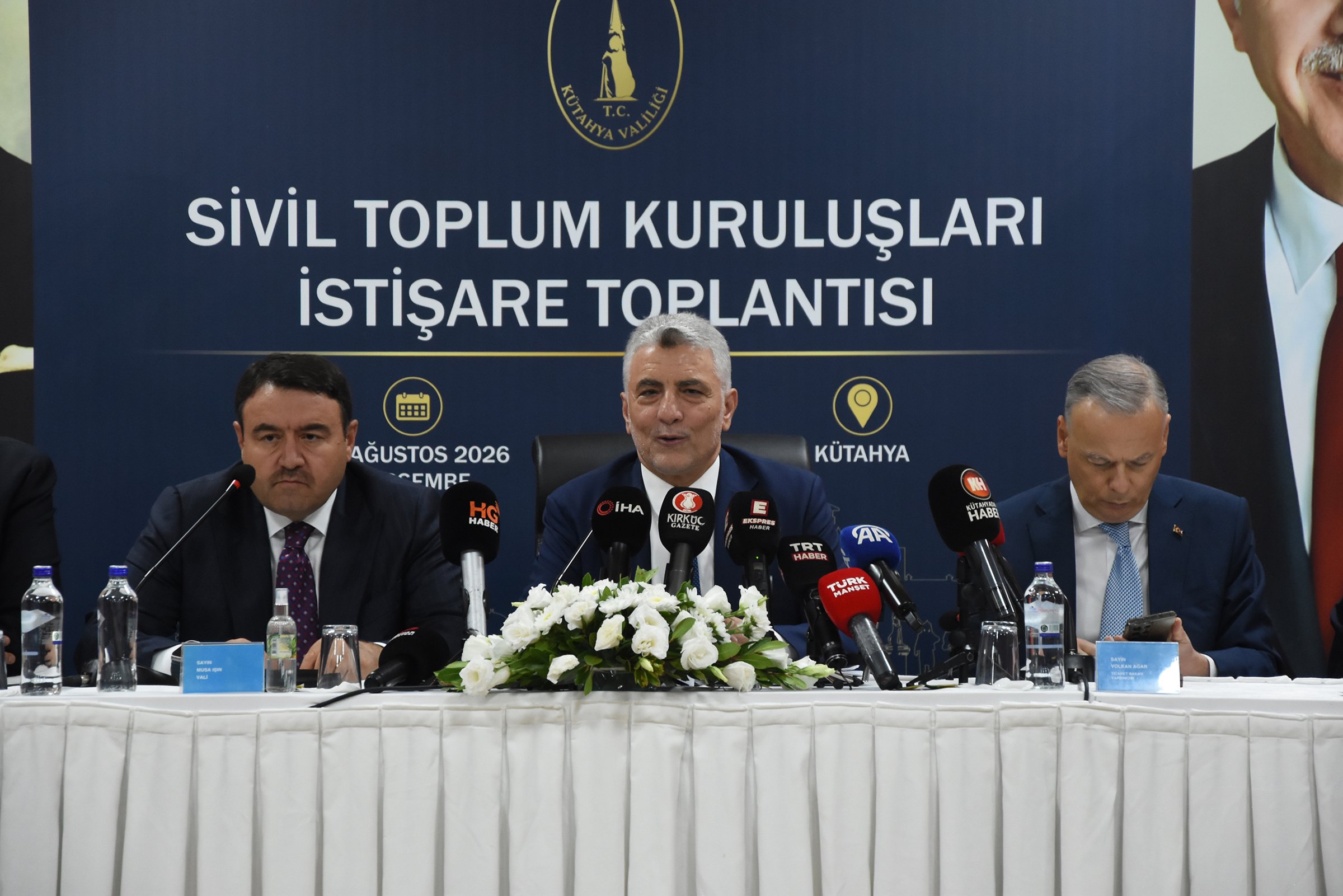 Bakan Bolat, NG Kütahya Seramik Fabrikası ziyareti