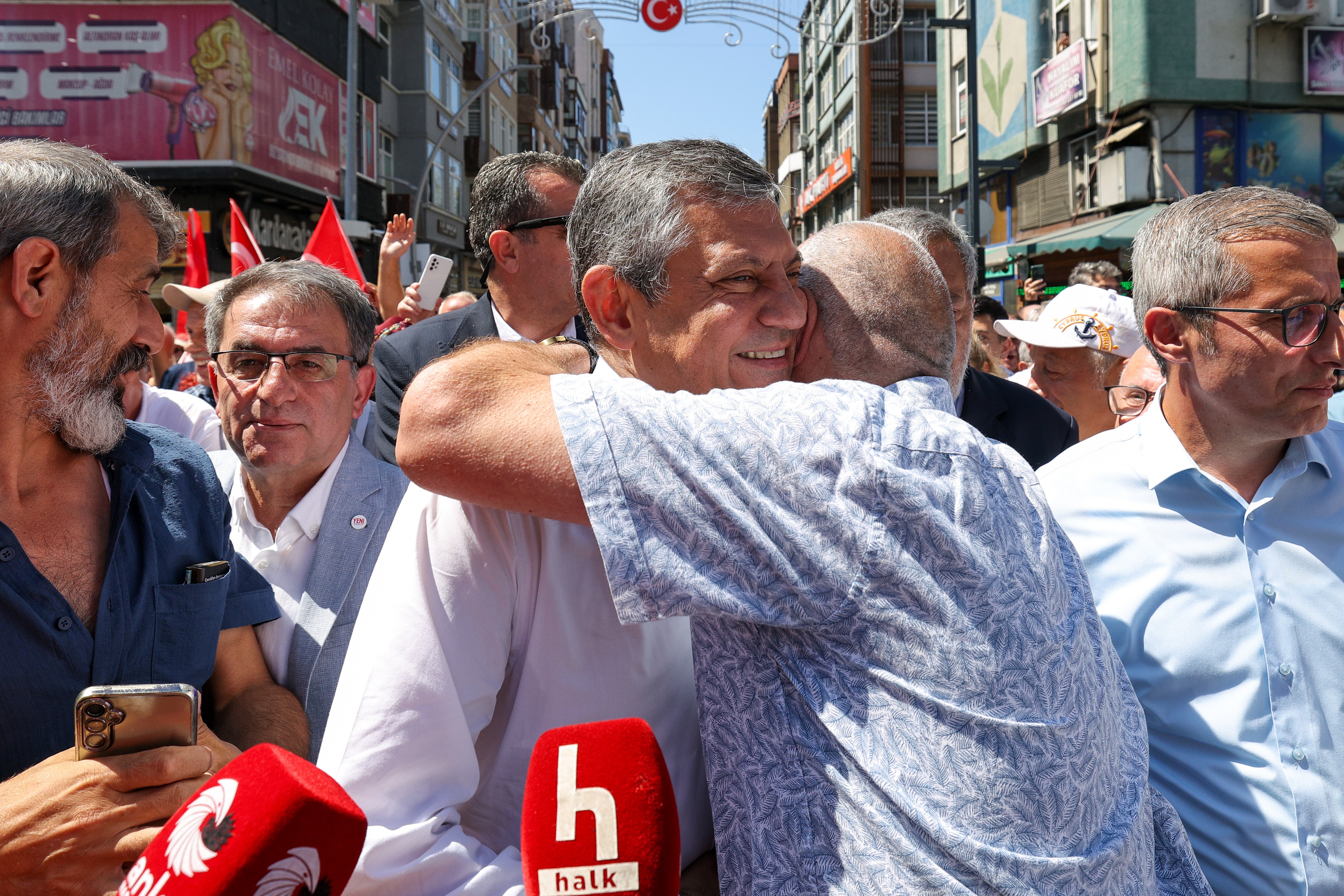 Özgür Özel Rize miting