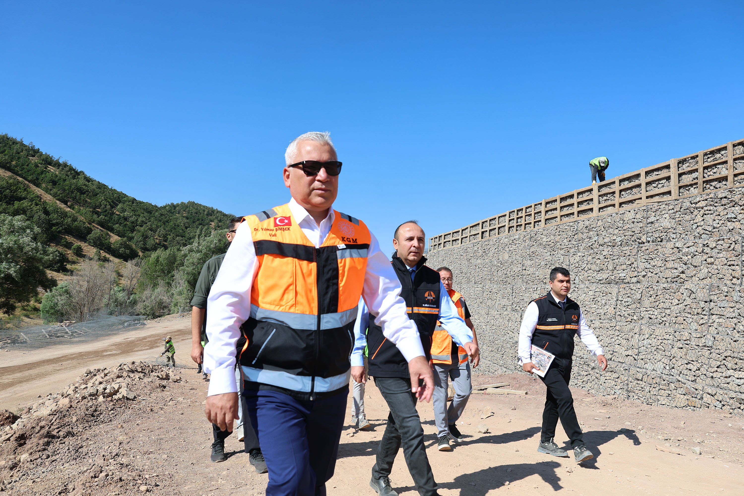 Geminbeli Tüneli bağlantı yolları