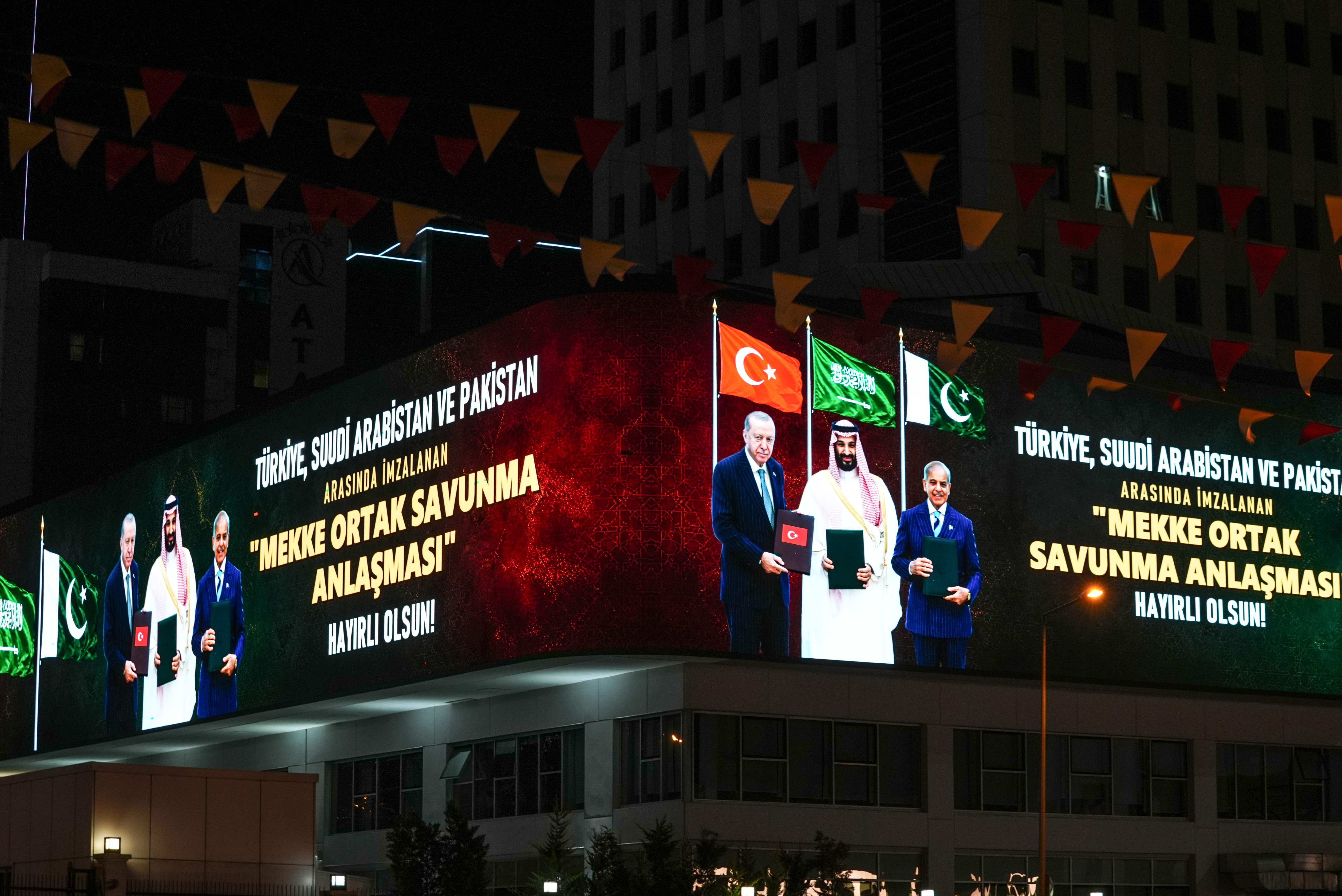 Mekke Ortak Savunma Anlaşması Atakule
