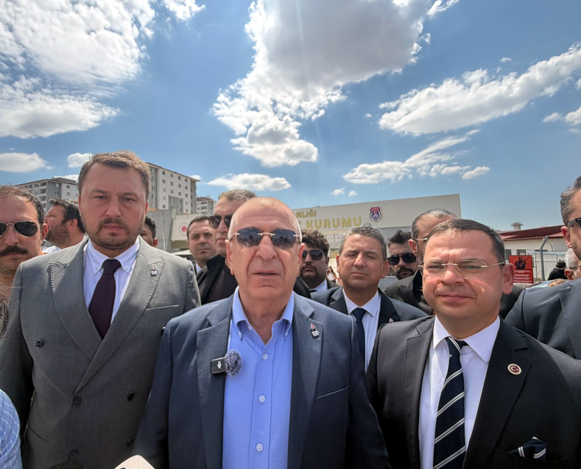 Ümit Özdağ cezaevi ziyareti