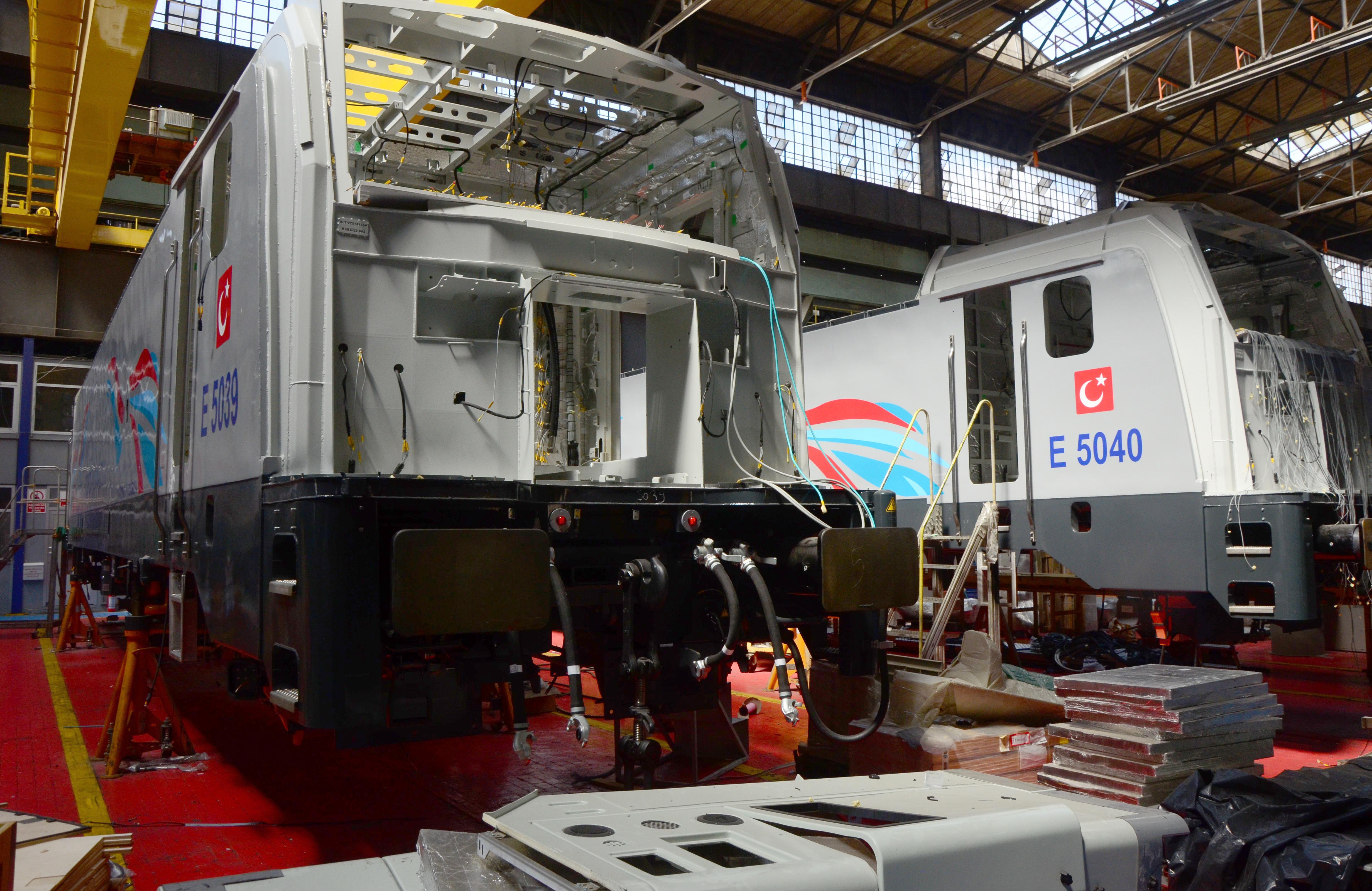 E5000 lokomotifinin test sürüşü