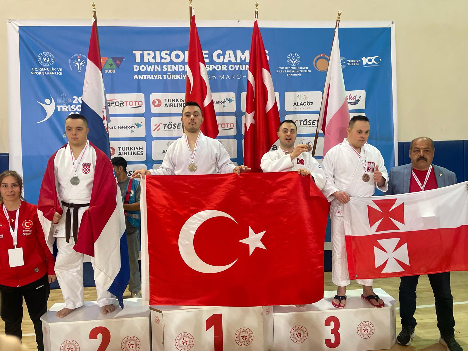 Down sendromlu Ahmet Ünal judoda dünya şampiyonu oldu