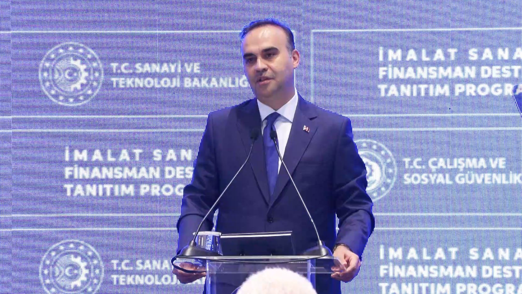 Bakan Kacır: İşletmelerimiz, 250 milyar liralık finansman paketine 1 Eylül