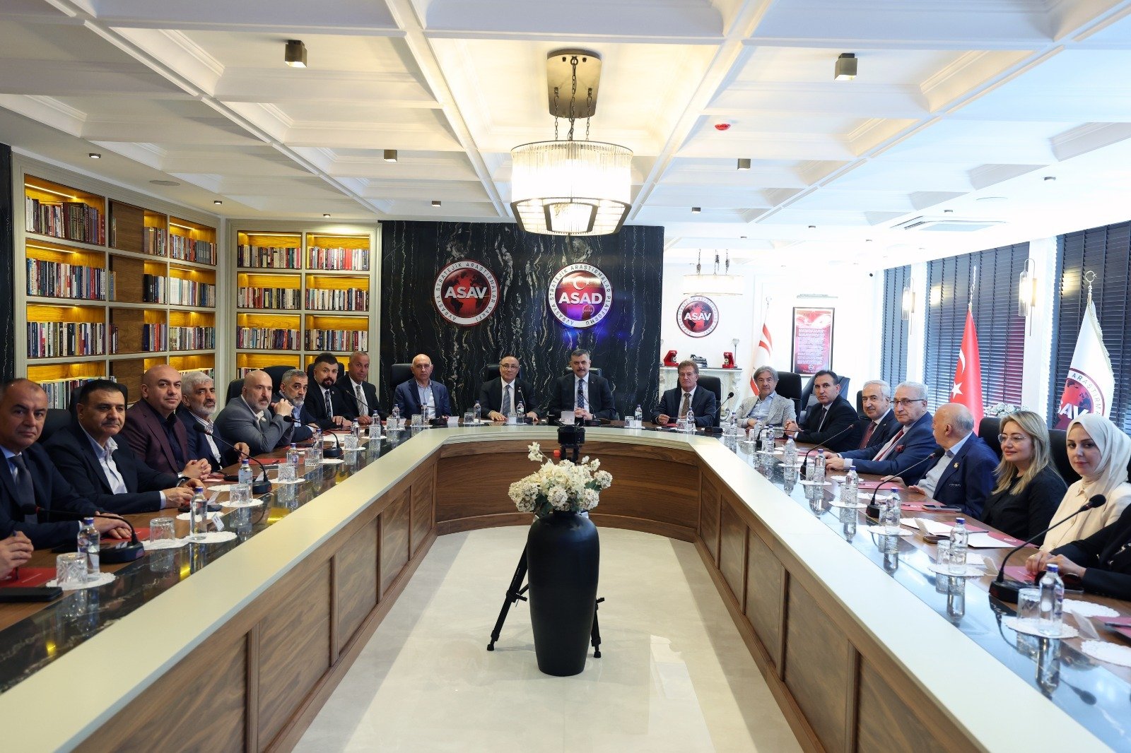 Bakan Çiftçi Asav Programında