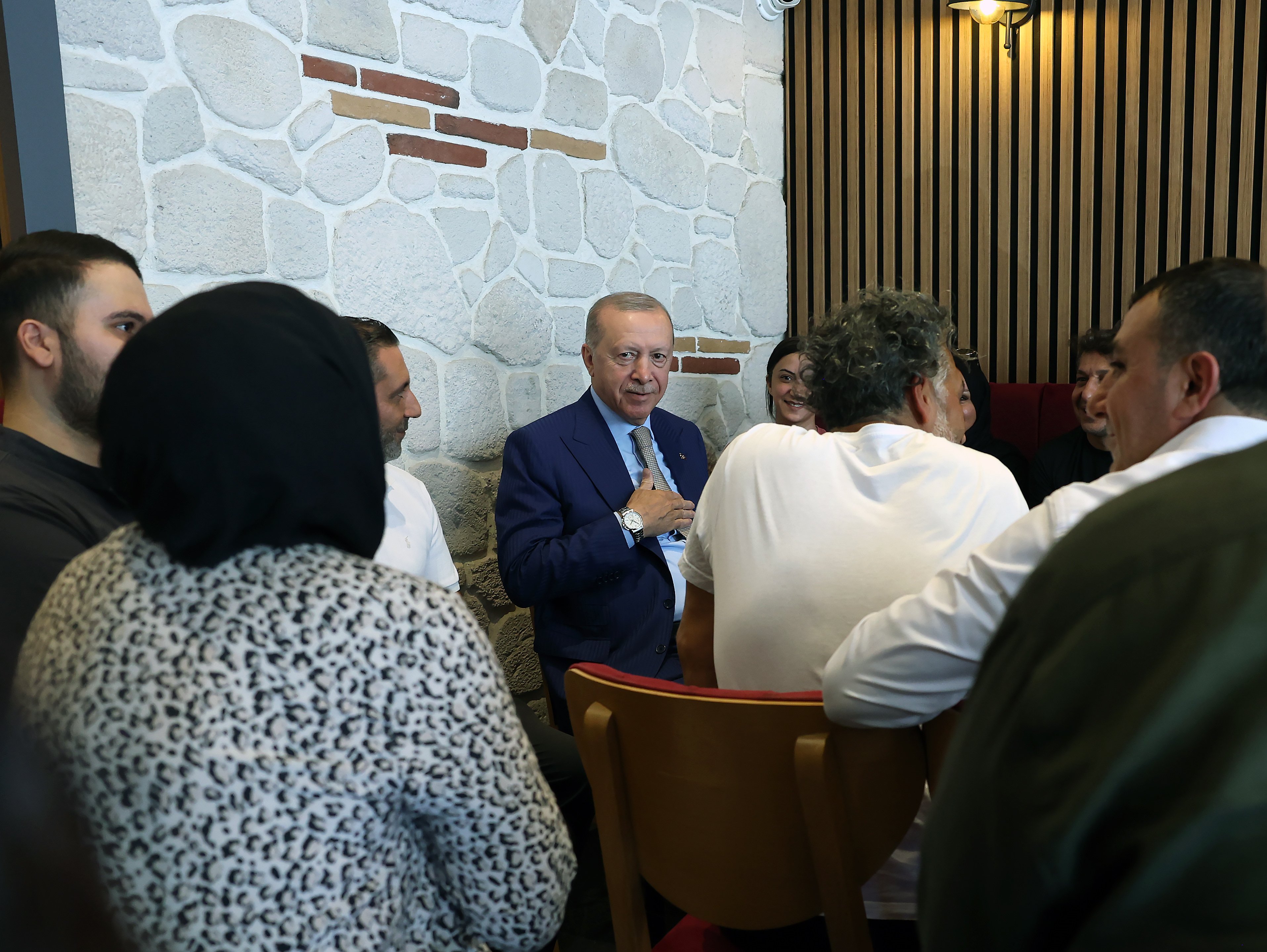 Cumhurbaşkanı Erdoğan oyuncakçıyı ziyaret etti