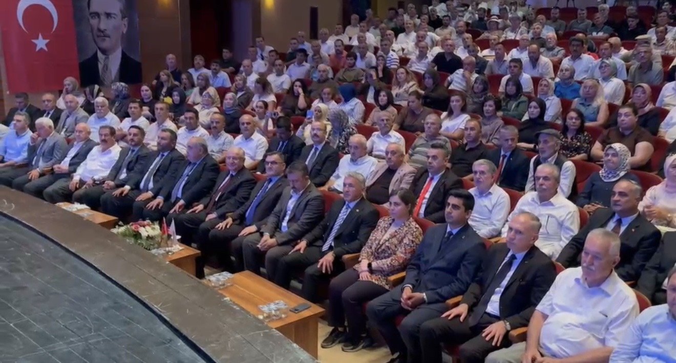 Milli Savunma Bakanı Yaşar Güler, AK Parti Genişletilmiş Danışma Meclisi Toplantısı
