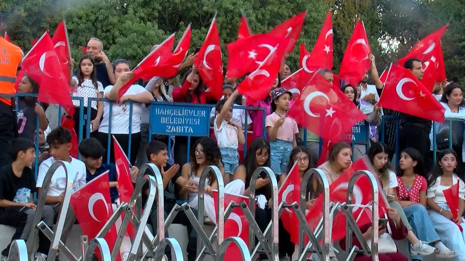 Bahçelievler Zafer Bayramı etkinliği Hakan Bahadır