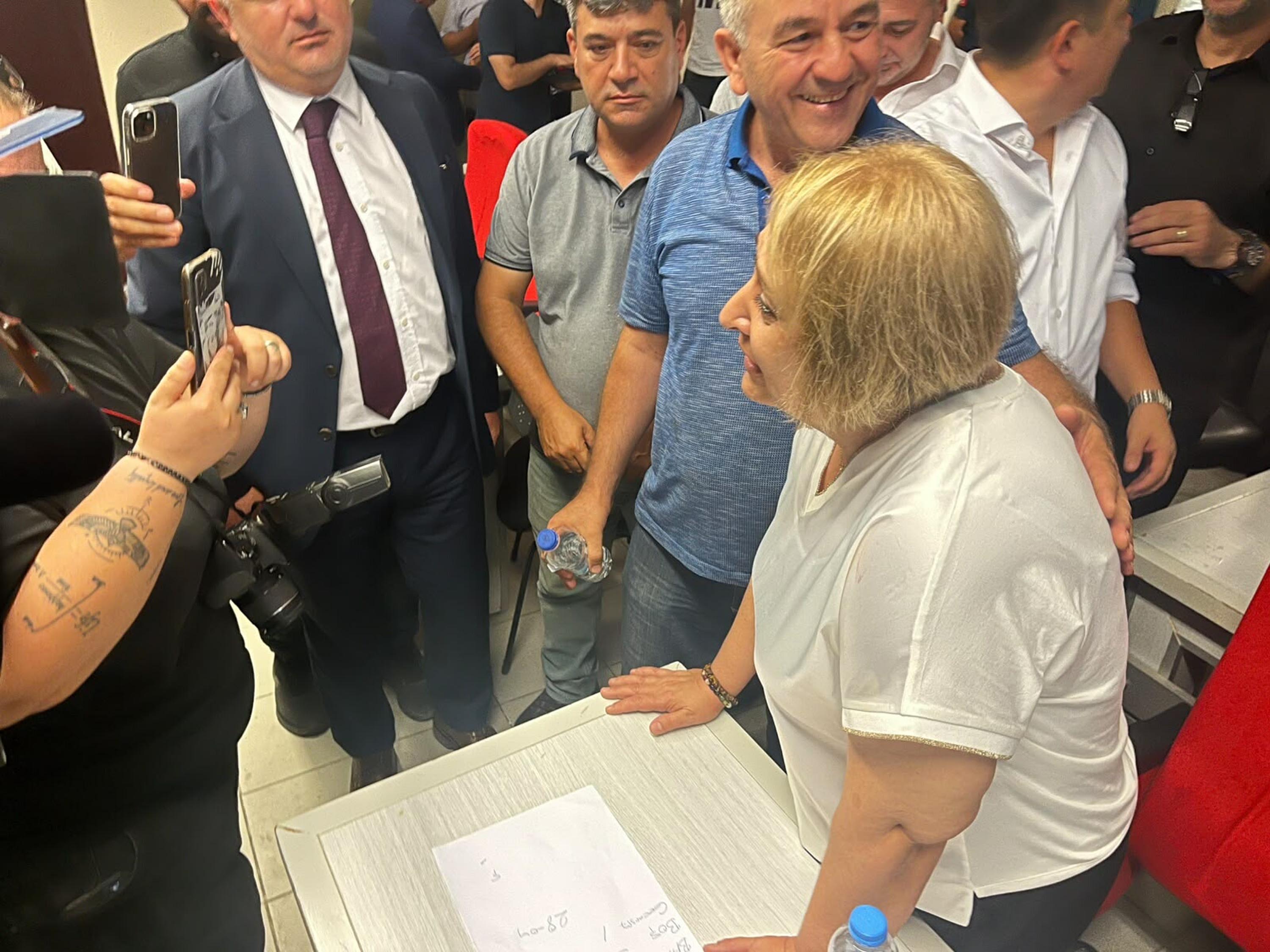 Menderes Belediyesi Başkan Vekili seçimi oylama