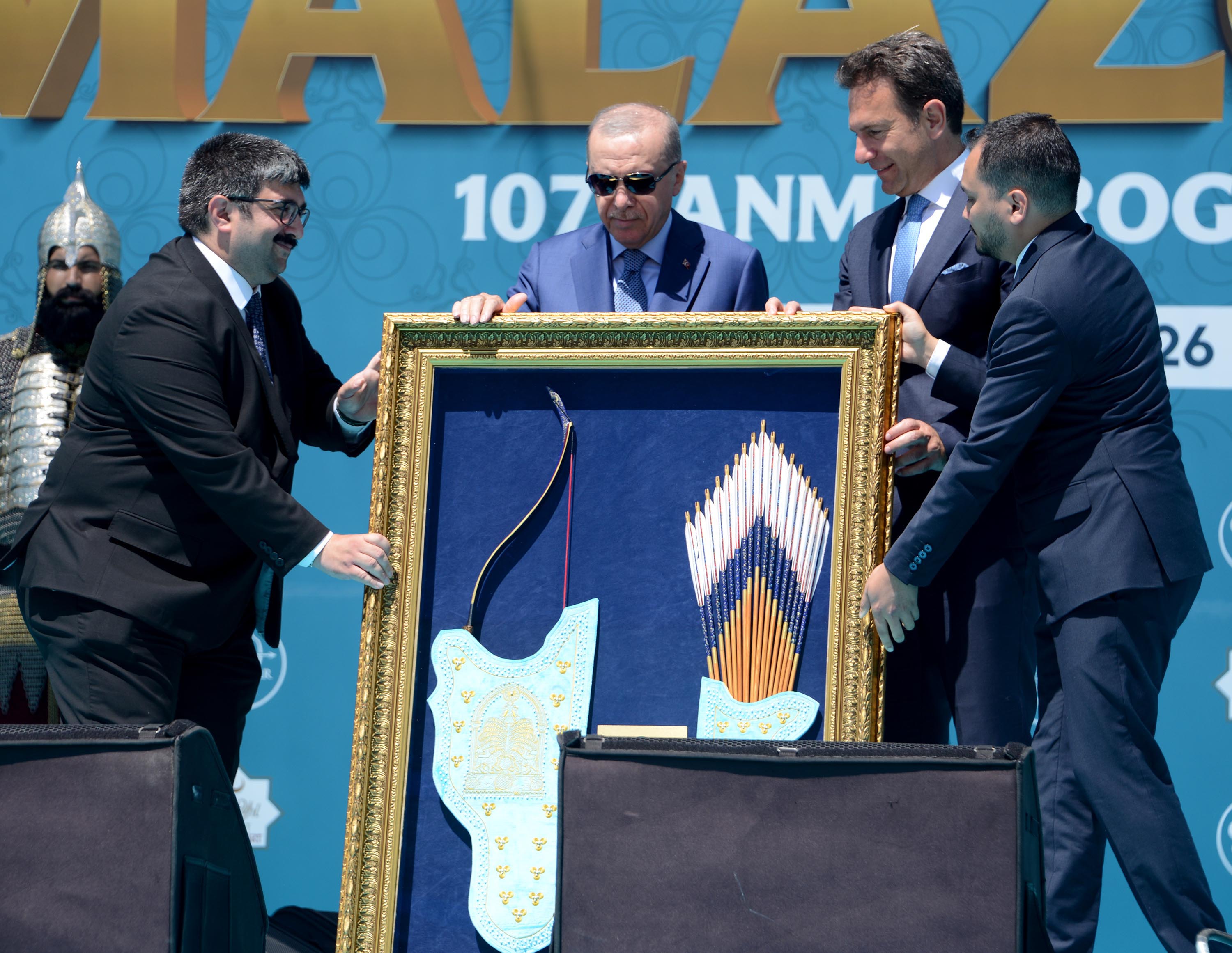 Malazgirt Zaferi etkinliklerinde kalabalık