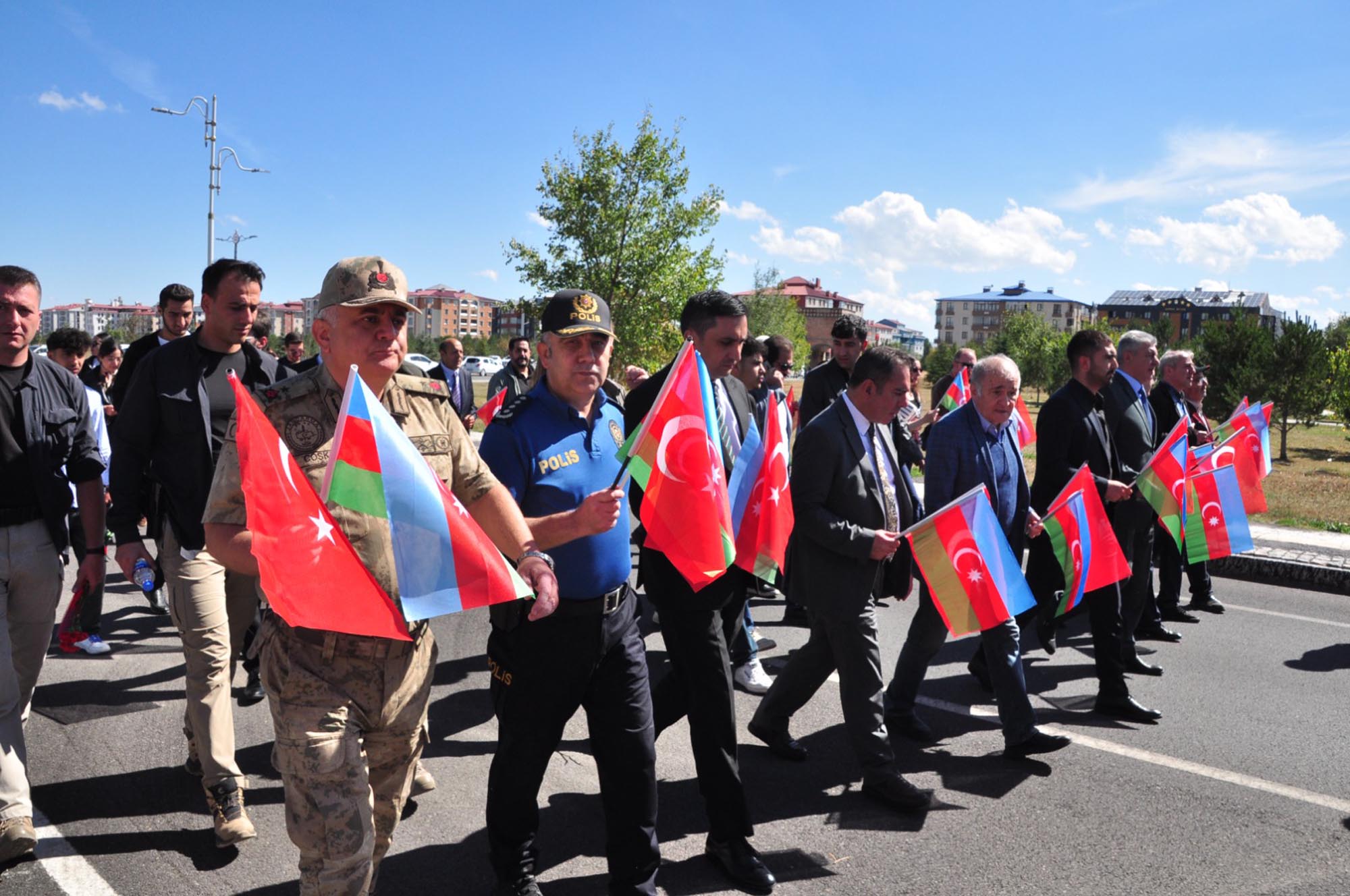 Karabağ şehitleri için Kur