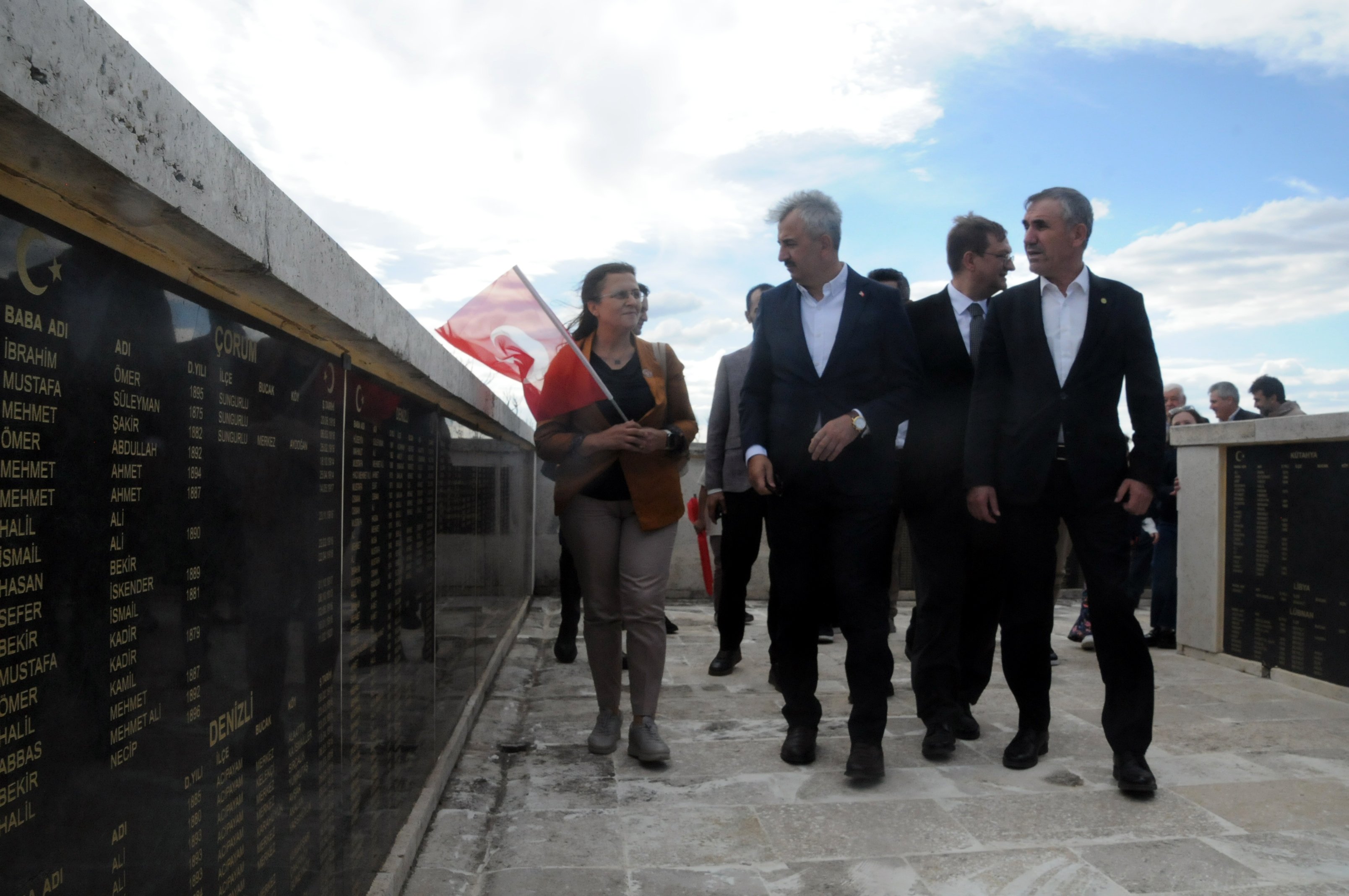 Anadolu Gençlik Derneği Edirne Şube Başkanı Abdülhamit İriş konuşma yaptı