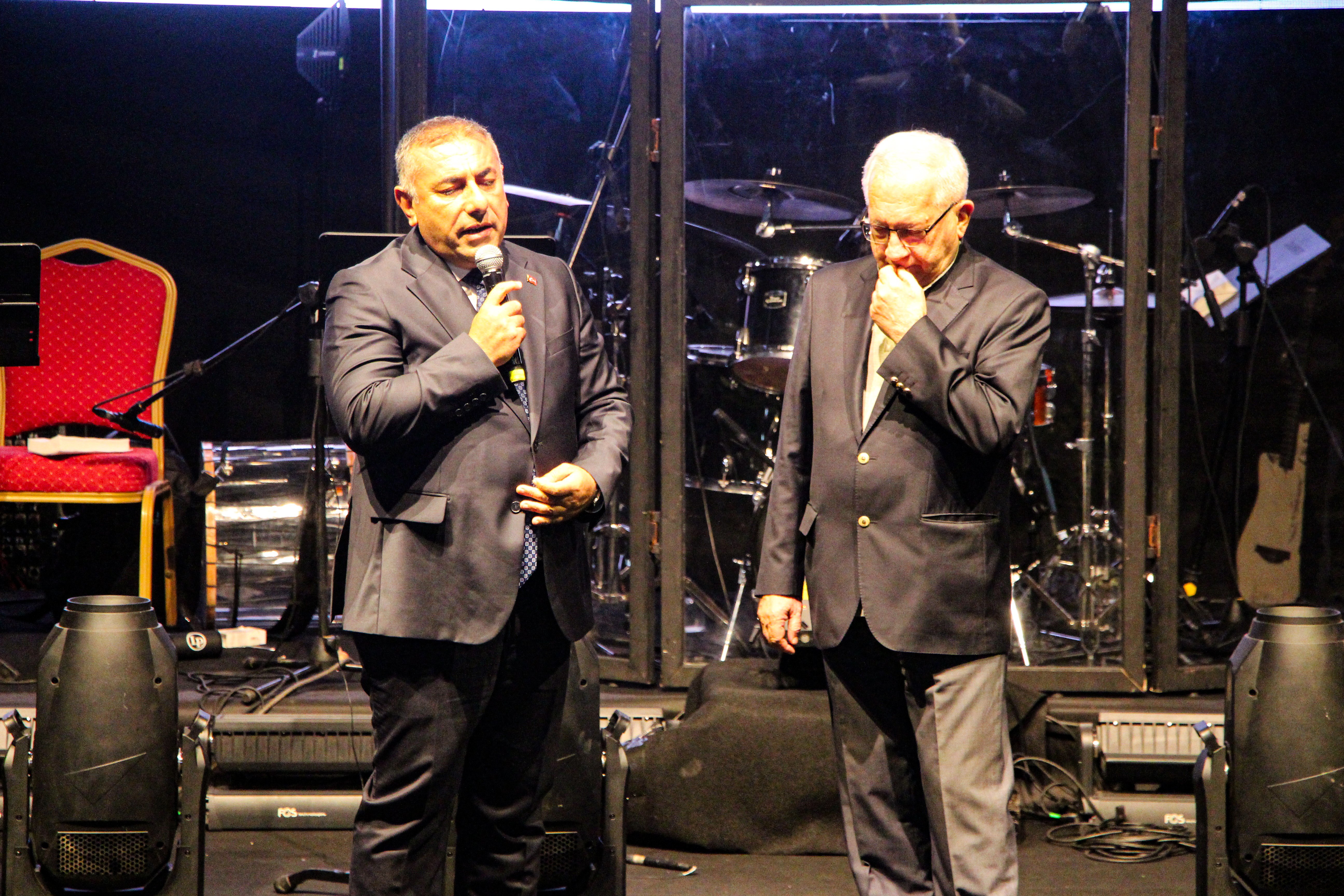 Nükhet Duru konser performansı