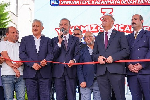 İBB Başkan Vekili Nuri Aslan konuşma yapıyor