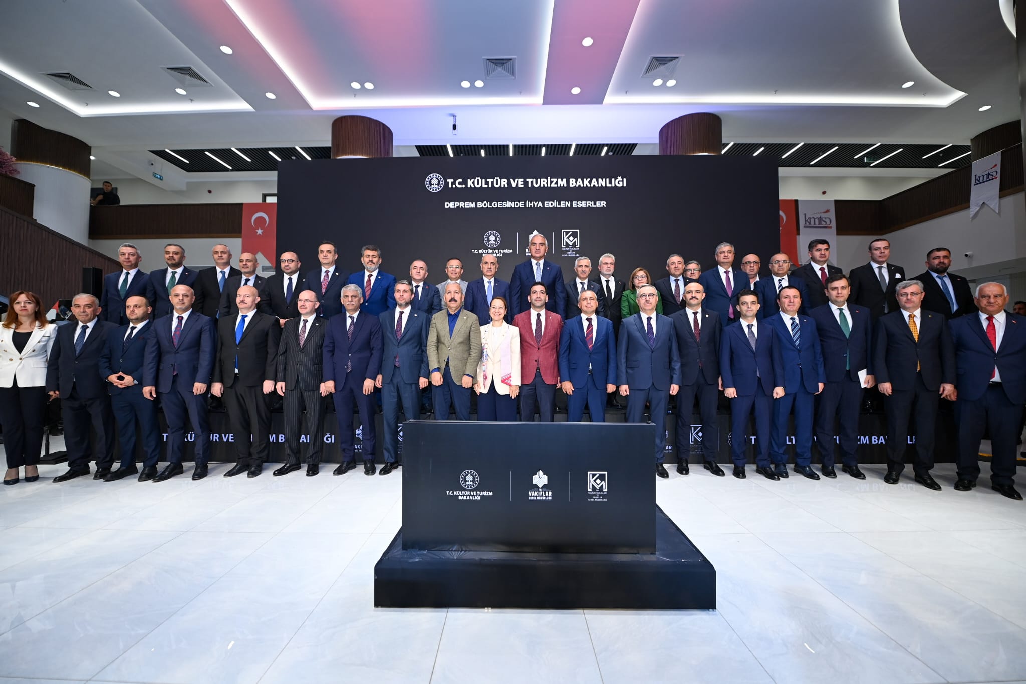 Deprem bölgesindeki restorasyon çalışmaları
