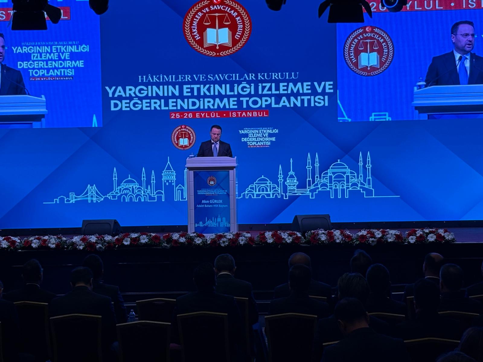 Toplantıda yargı hizmetlerinin etkinliği ve hızlandırılması konuları ele alındı.