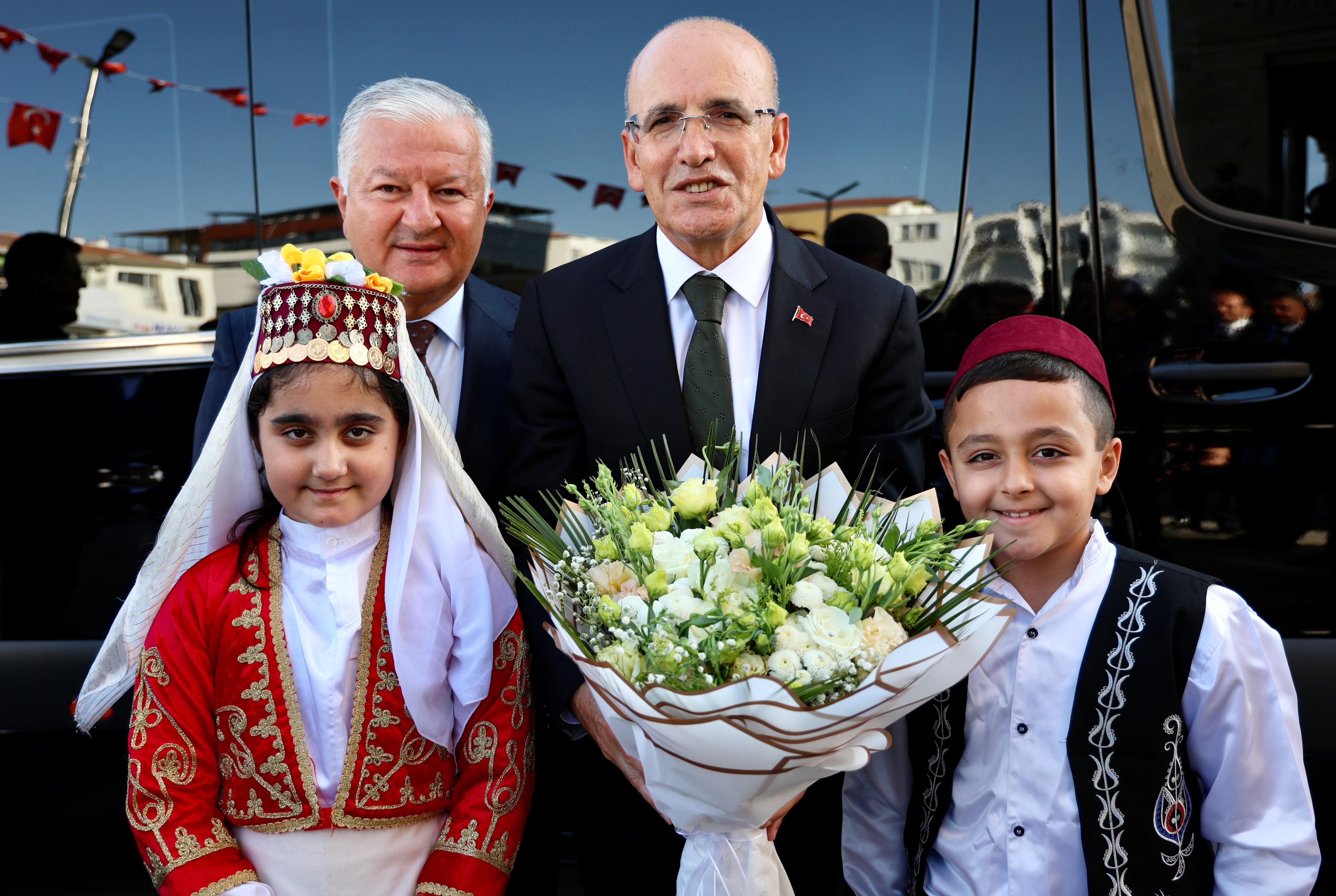 Mehmet Şimşek AK Parti İl Başkanlığı ziyareti
