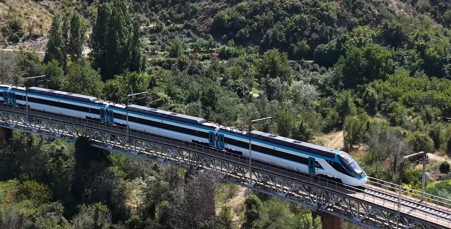 Milli elektrikli hızlı tren test sürüşü