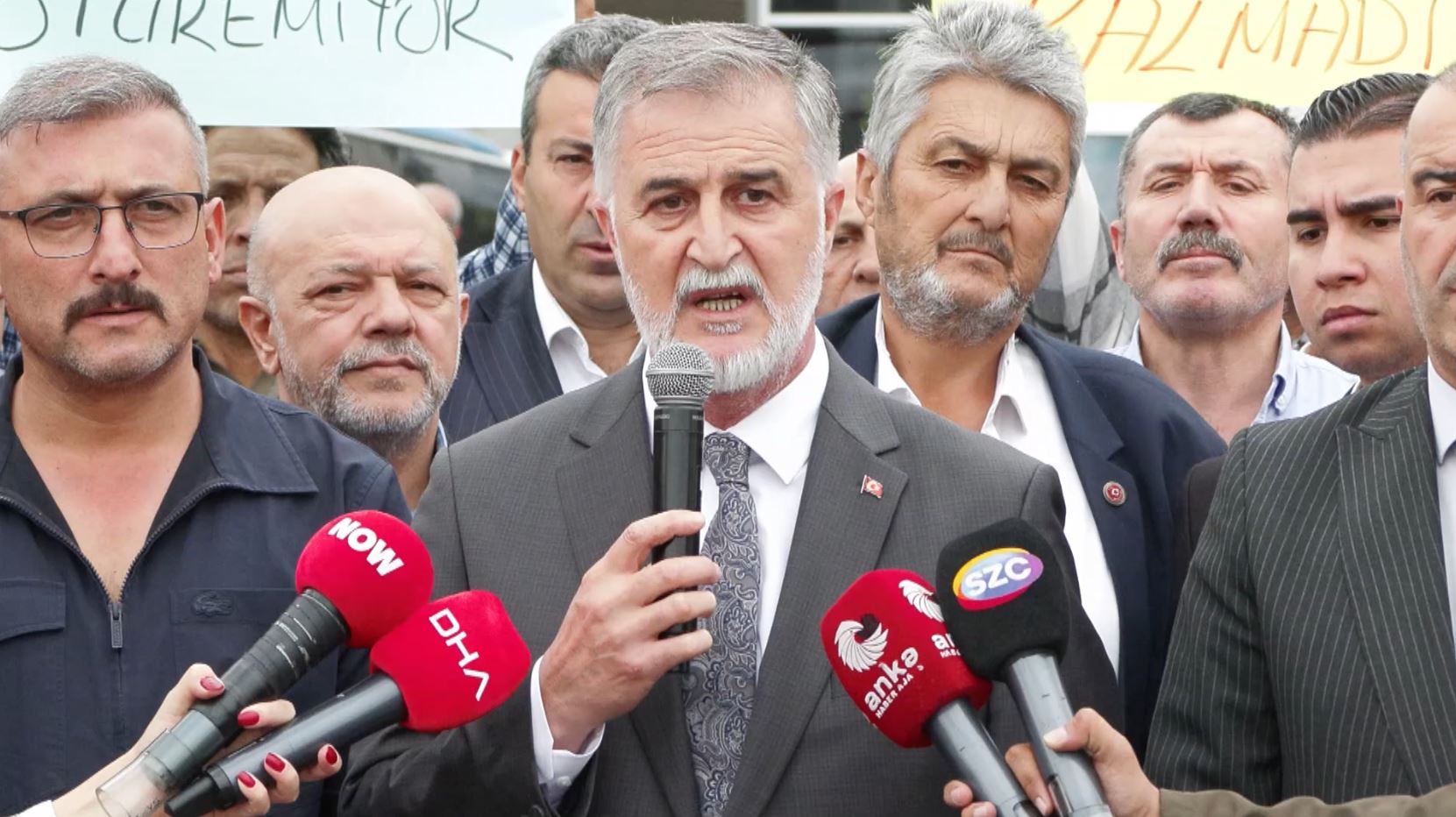 TÖHOB Genel Başkanı Kurtuluş Kara, özel halk otobüsü esnafının sorunlarını ve çözüm önerilerini açıkladı