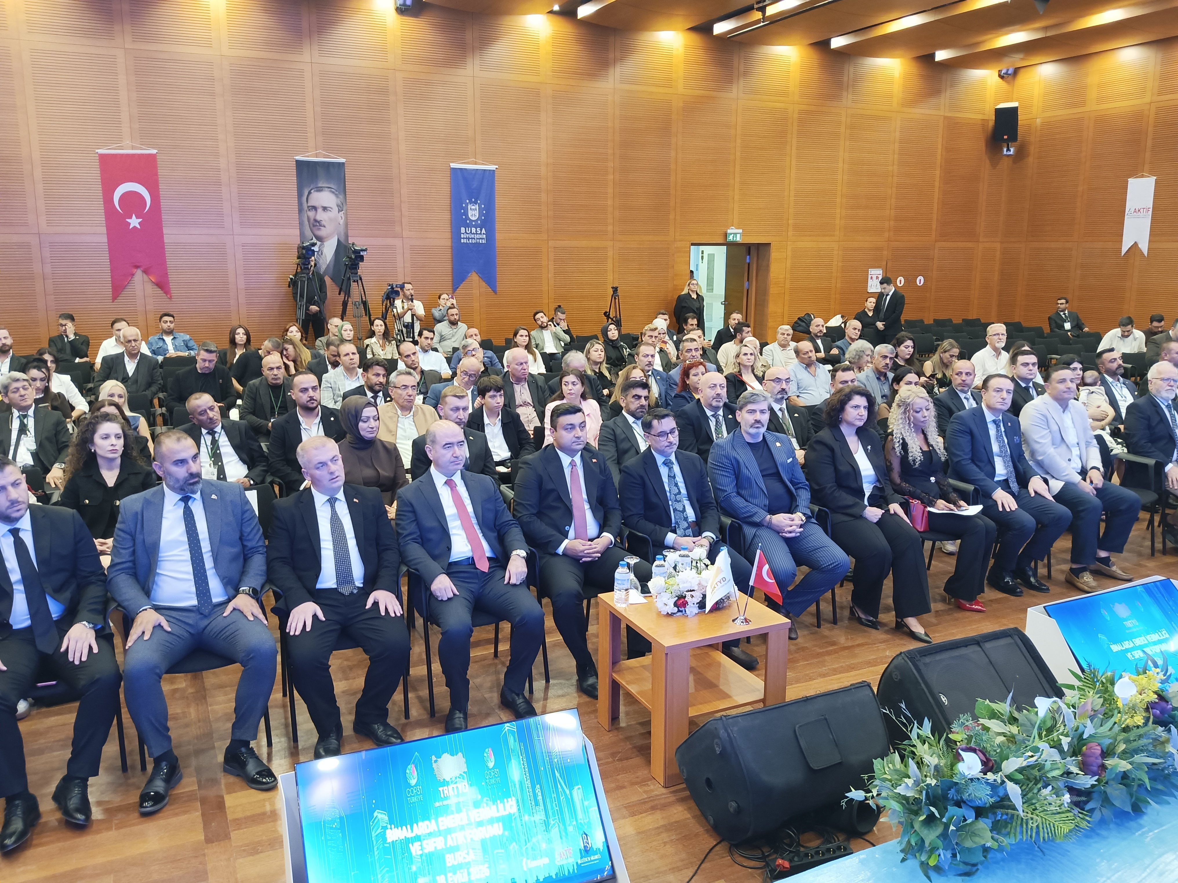 Binalarda Enerji Verimliliği ve Sıfır Atık Forumu