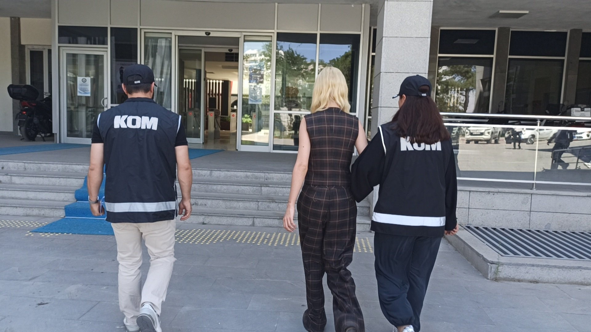 Çağla Öz Tançalan Van Ferit Melen Havalimanı