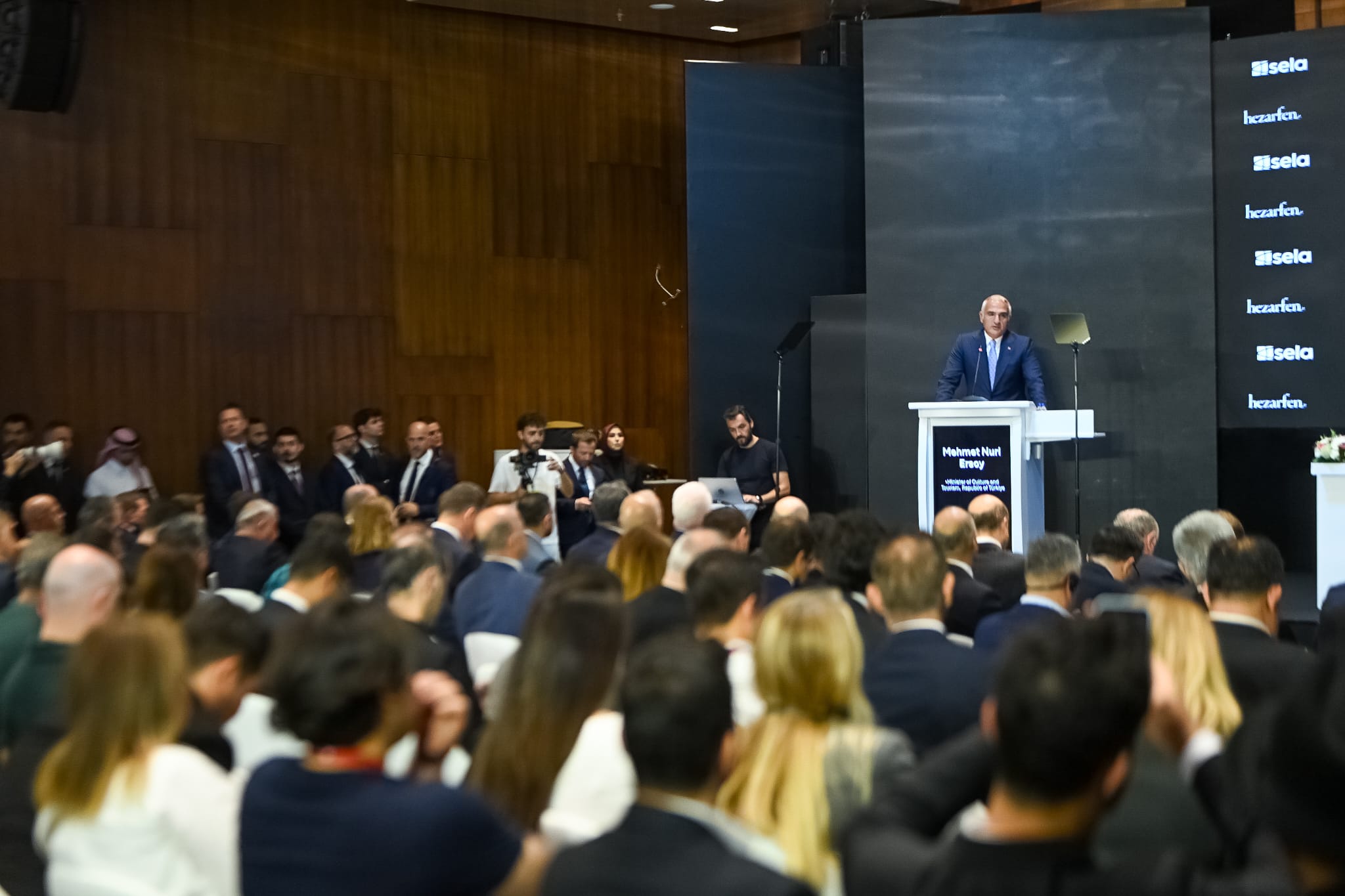 İspanya Süper Kupası 2027 basın toplantısı katılımcılar