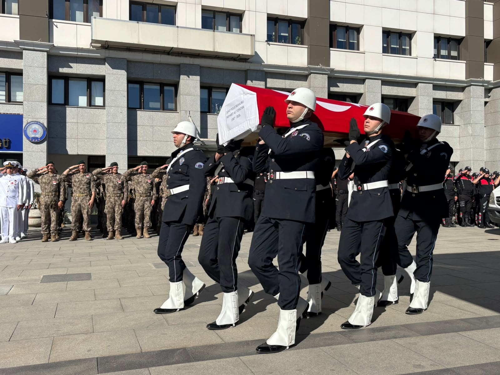 Esenyurt şehit polis Mehmet Ali Topatan töreni