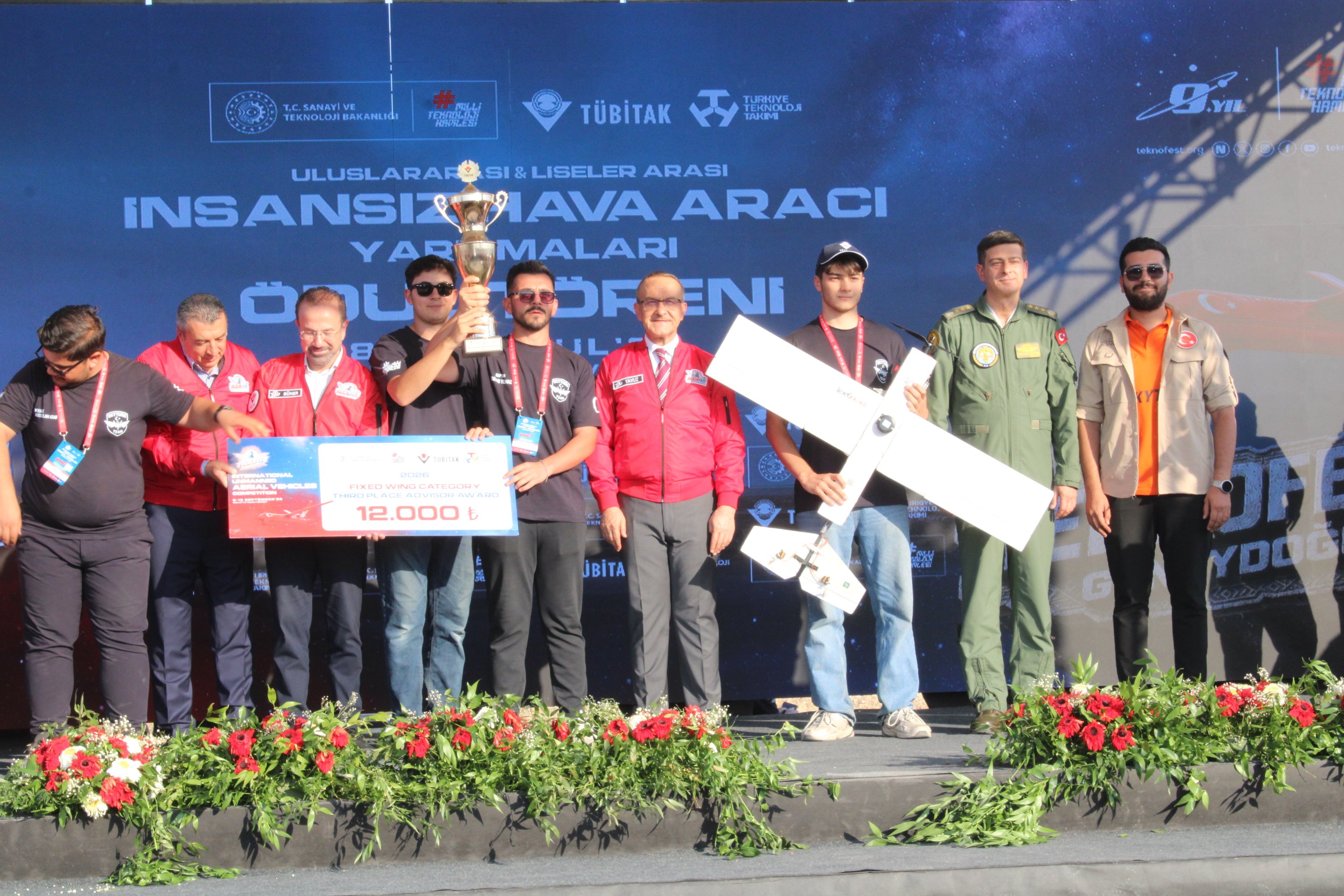 TEKNOFEST İHA Yarışmaları Ödül Takdimi