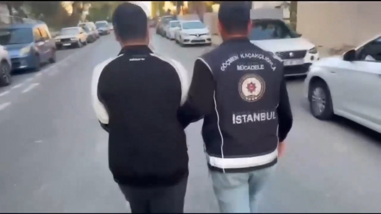 Operasyonda ele geçirilen belgeler