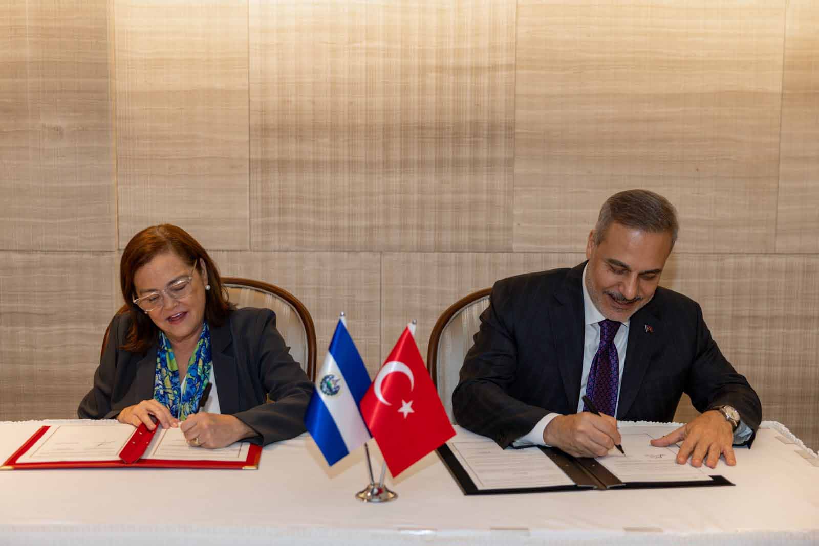 Bakan Fidan BM Genel Kurulu marjında ikili temaslarını sürdürdü