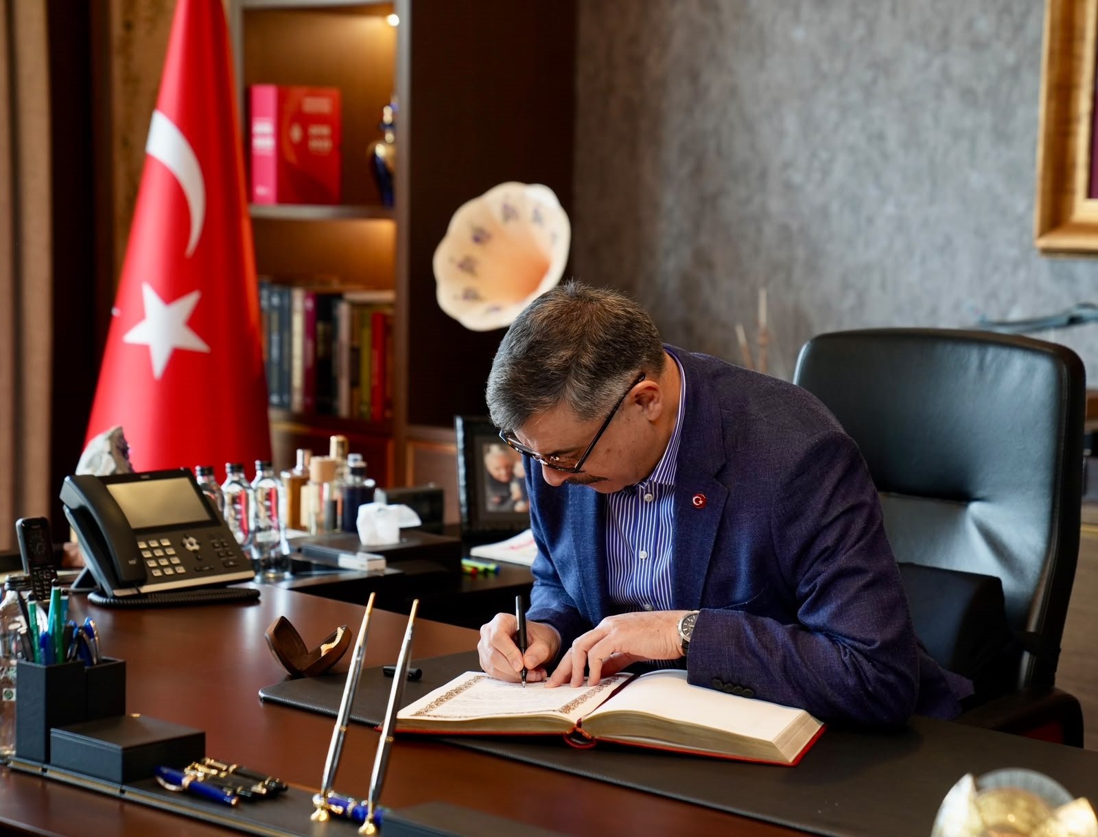 Bakan Mustafa Çiftçi ve Ümraniye Belediye Başkanı İsmet Yıldırım