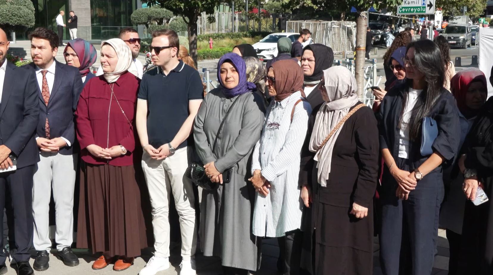 Üsküdar Belediyesi önünde basın açıklaması