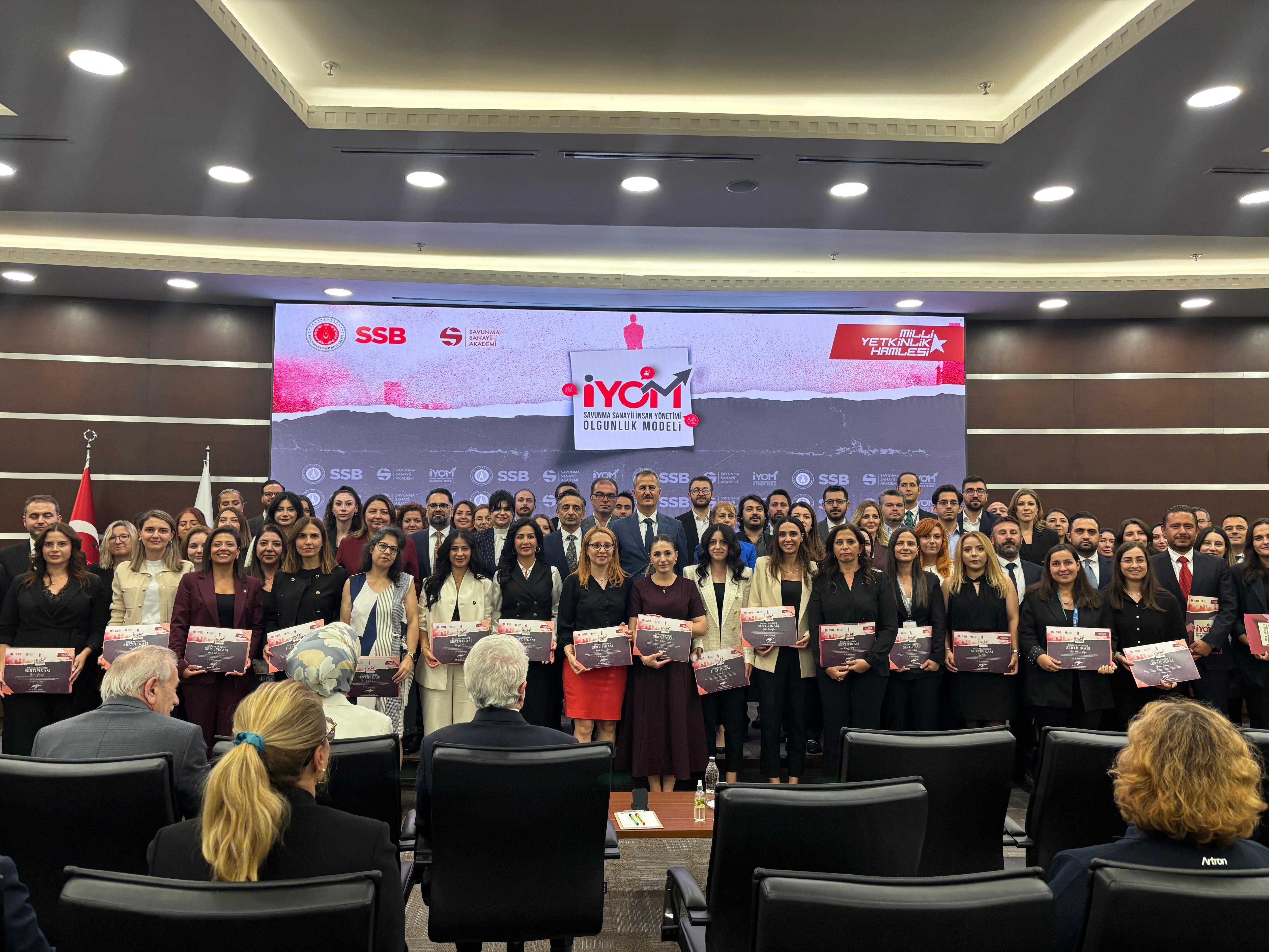 Savunma Sanayii Başkanlığı İYOM Değerlendirici Eğitimleri katılımcıları