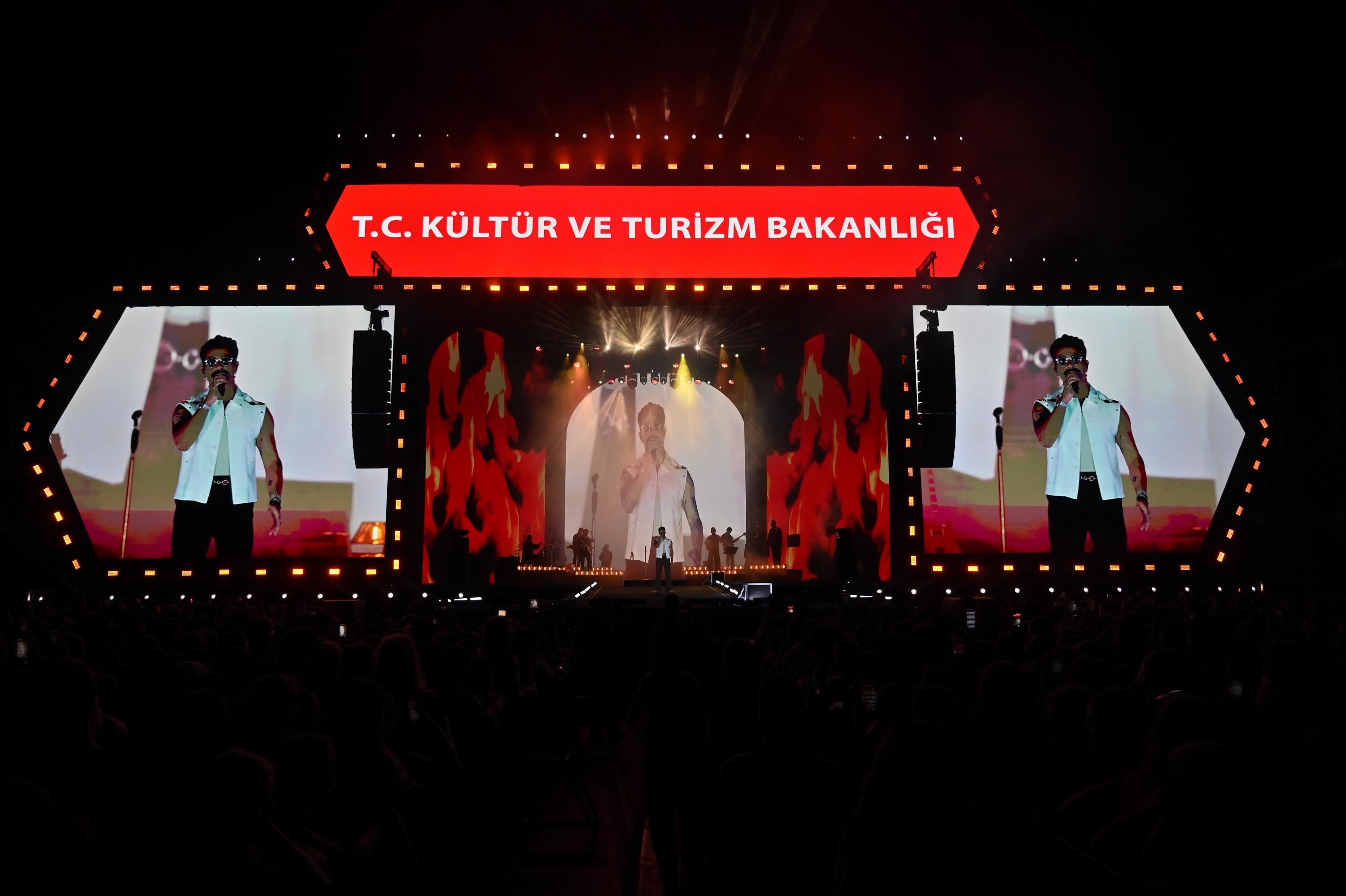 Gökhan Türkmen konseri