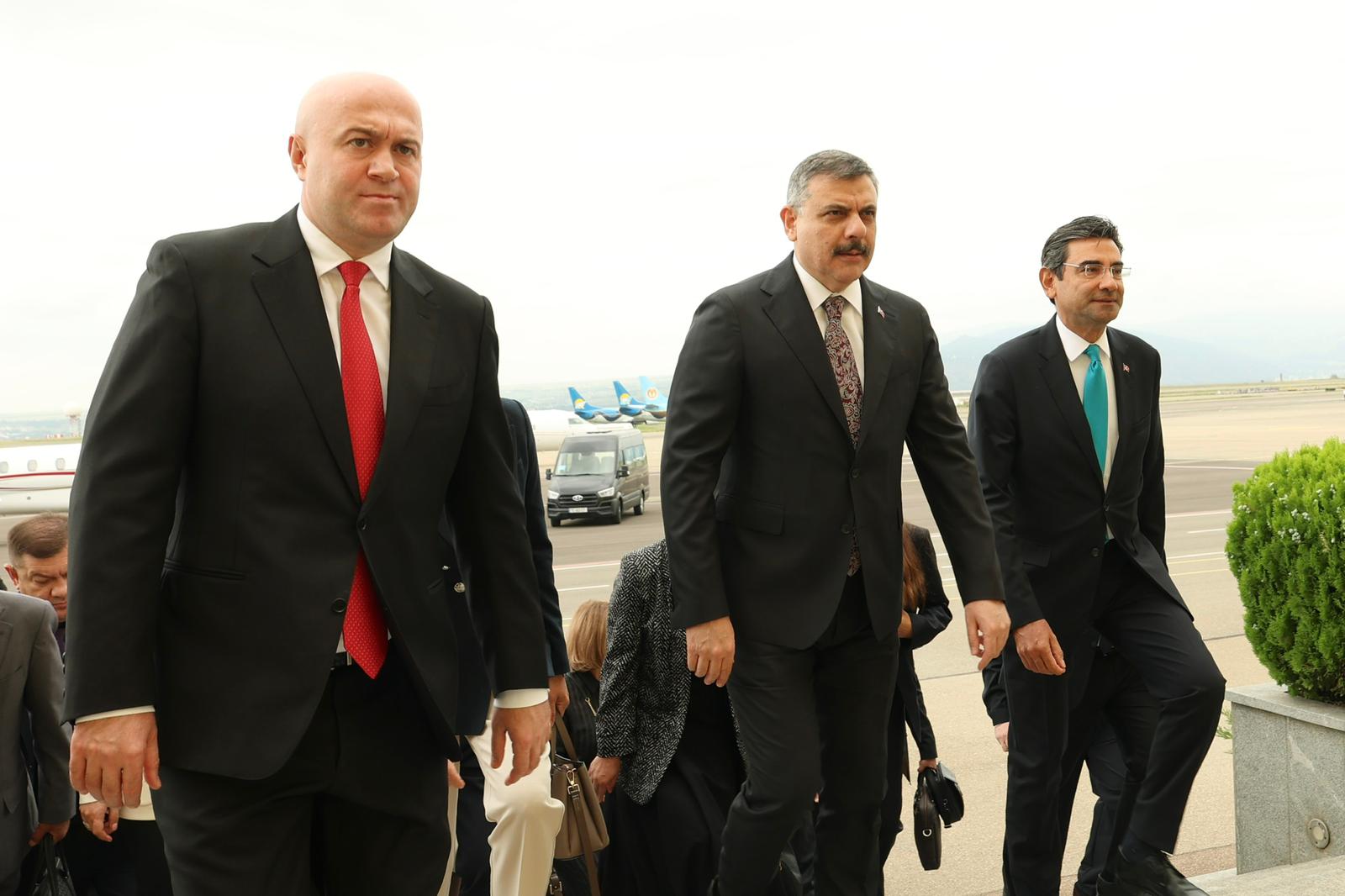 İçişleri Bakanı Mustafa Çiftçi, Gürcistan İçişleri Bakanı Sulhan Tamazaşvili ile görüşmede